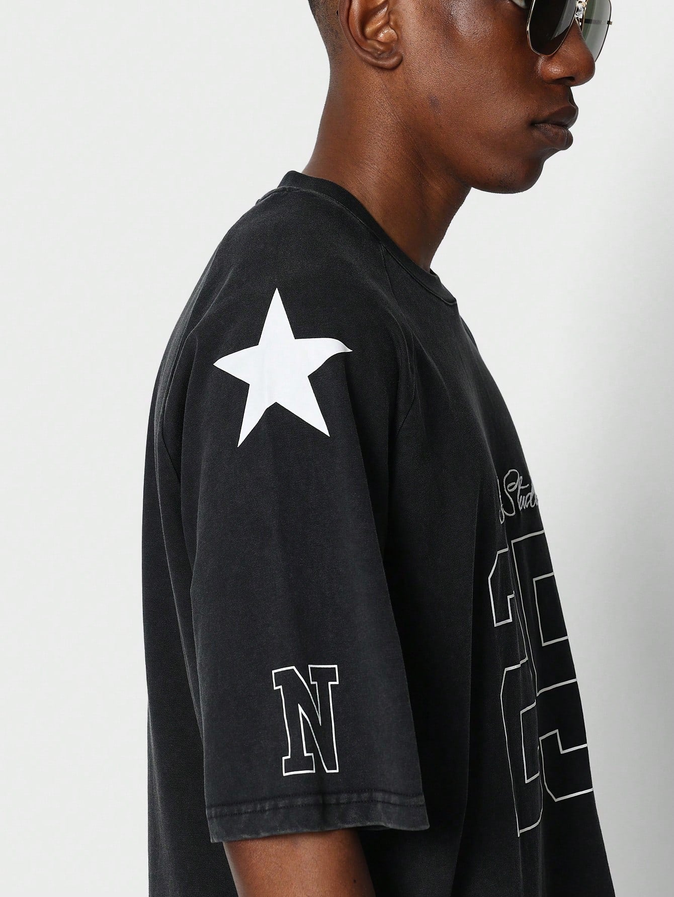 Raglan Tee With Star And Number Graphic Print