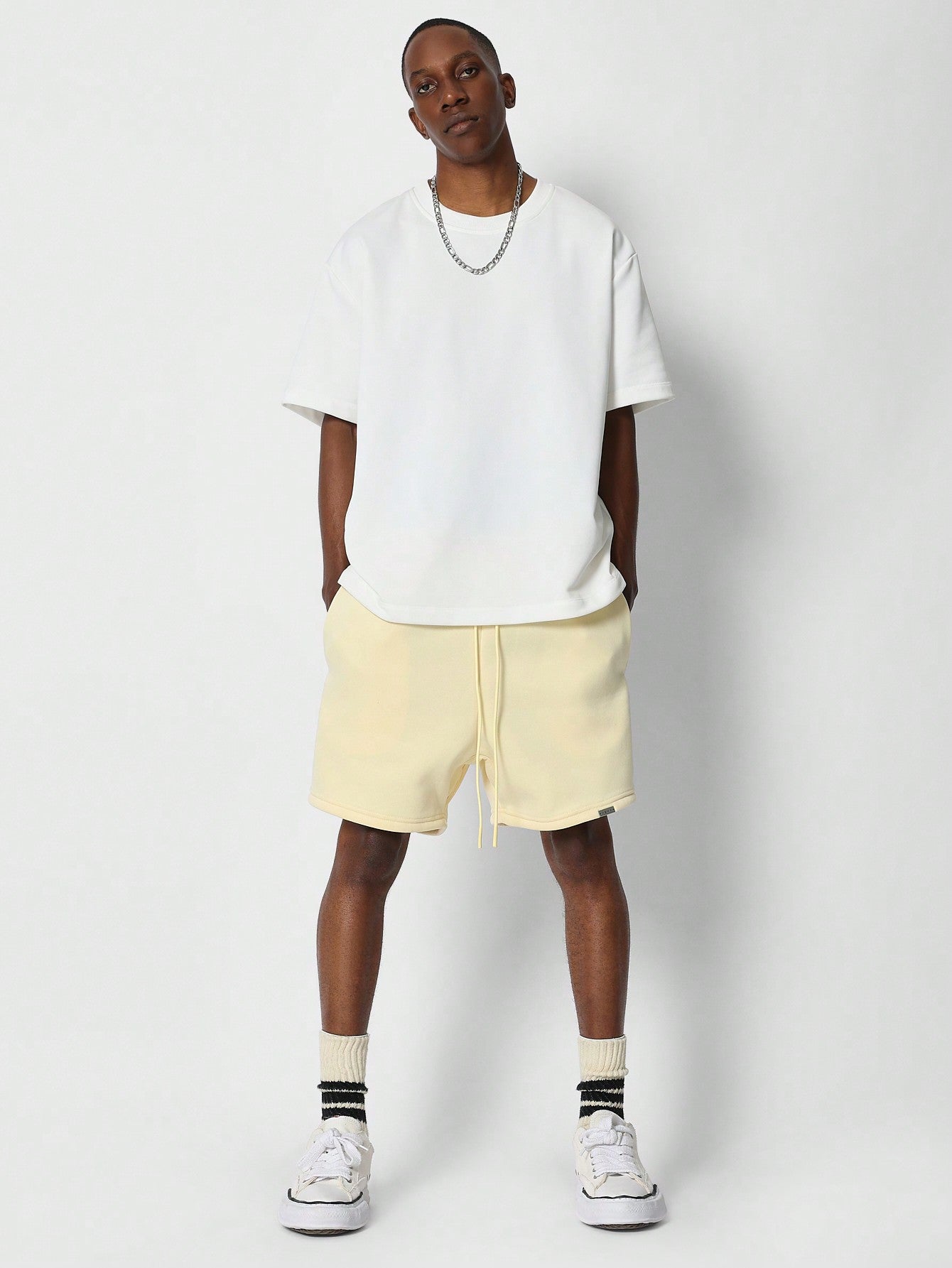 Regular Fit Essential Drop Crotch Short