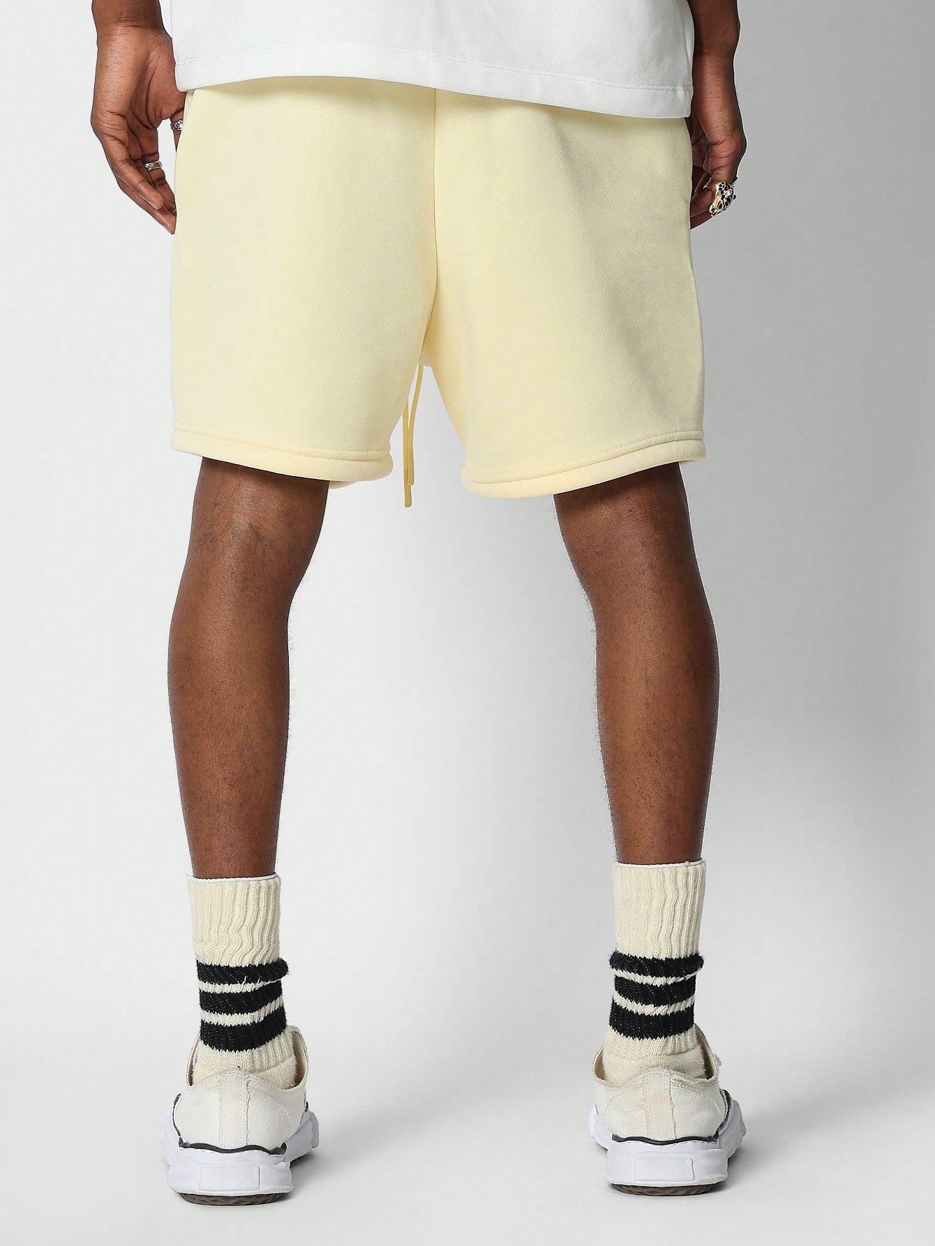 Regular Fit Essential Drop Crotch Short