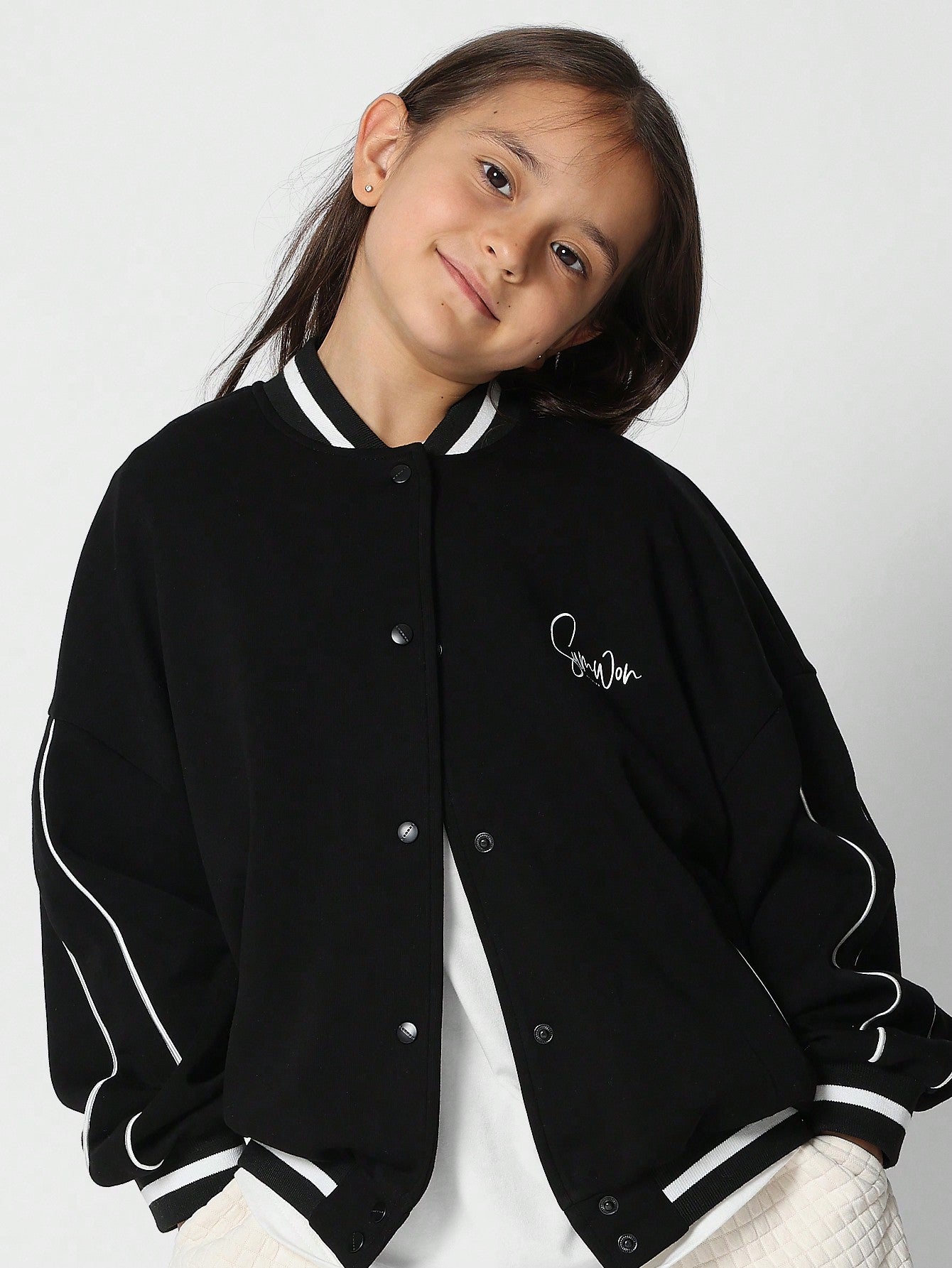 Tween Girls Jacket With Back Embroidery