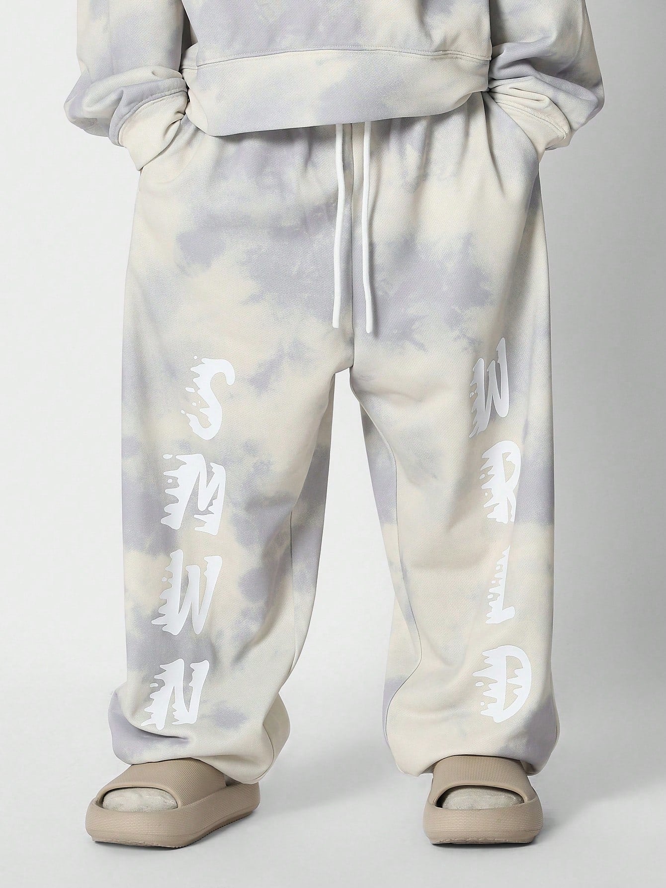 Tween Girls Comfy Regular Fit Tie Dye Printed Sweatshirt And Sweatpants With Graphic Print 2 Piece Set