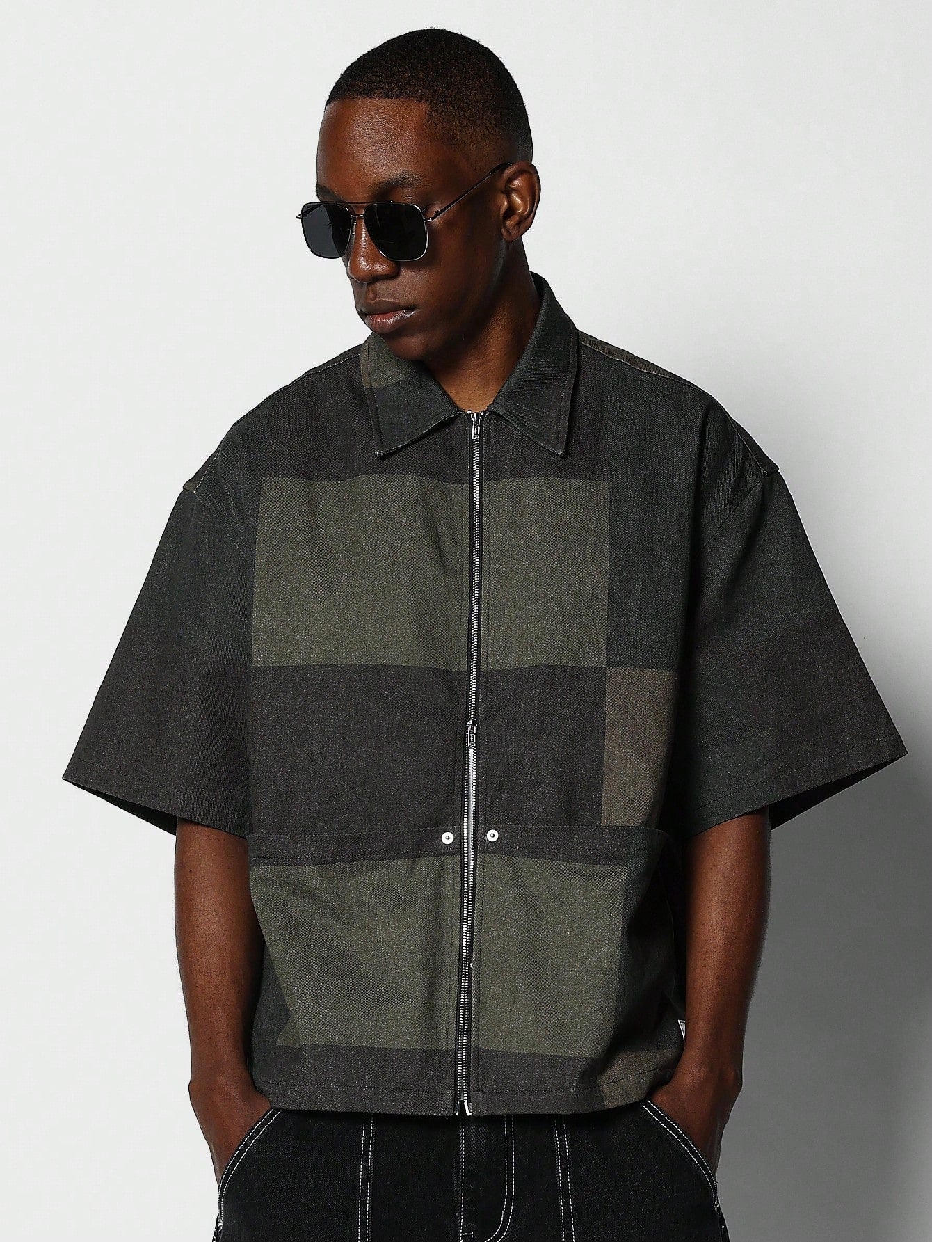 Boxy Fit Colour Block Printed Twill Zip Through Shirt