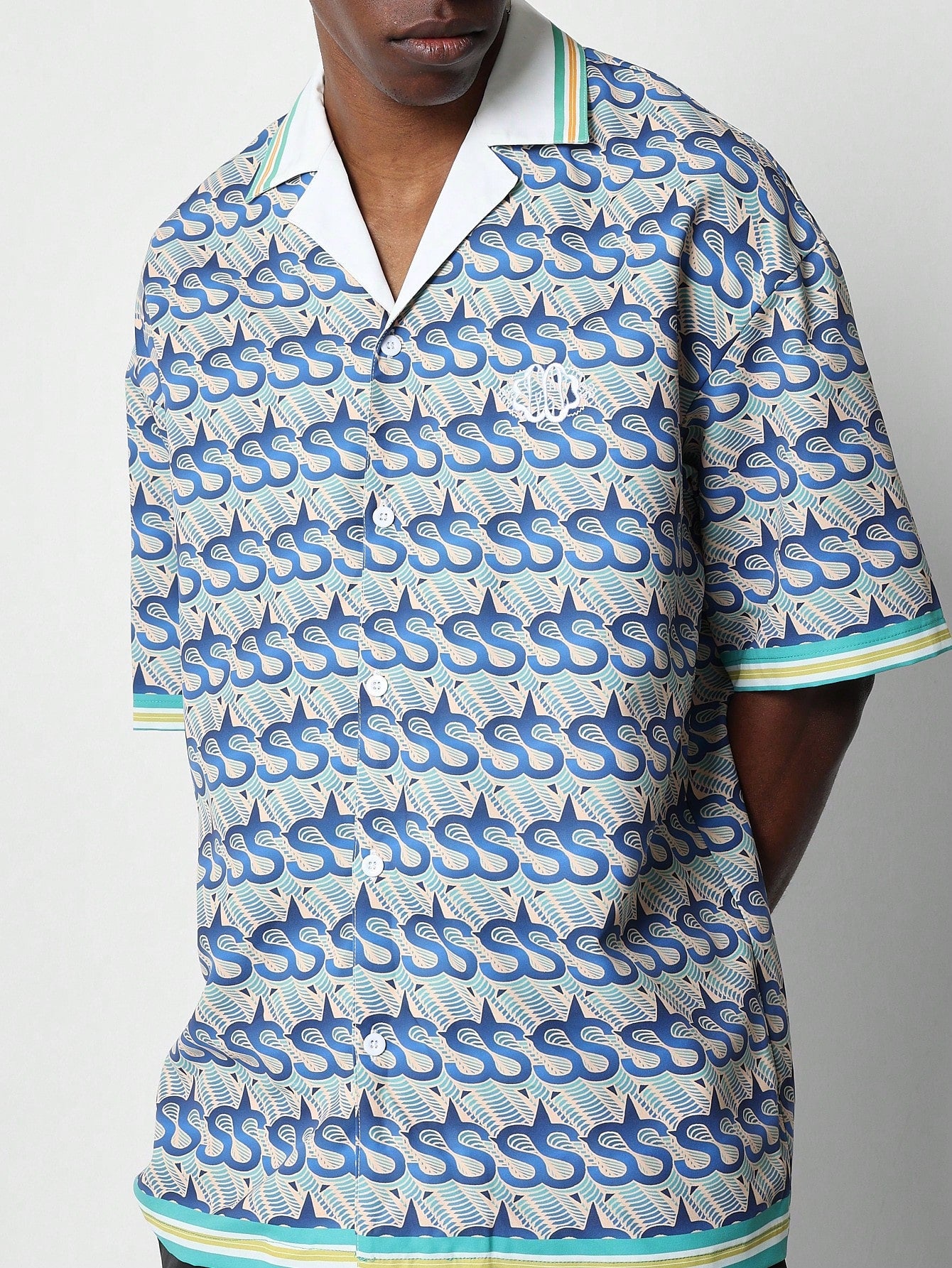 Relaxed Fit Revere Collar Shirt With All Over Print