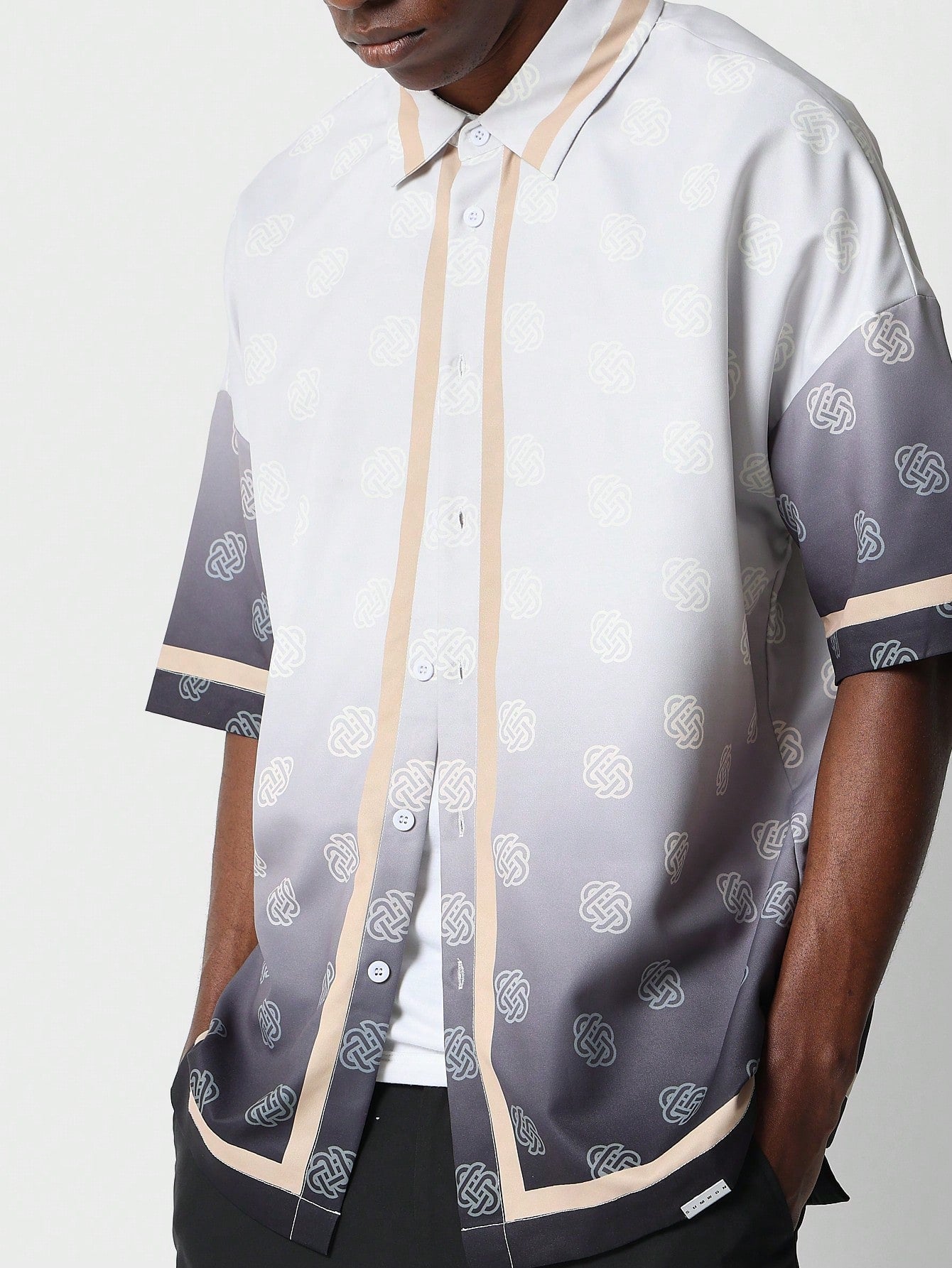 Relaxed Fit Shirt With All Over Print