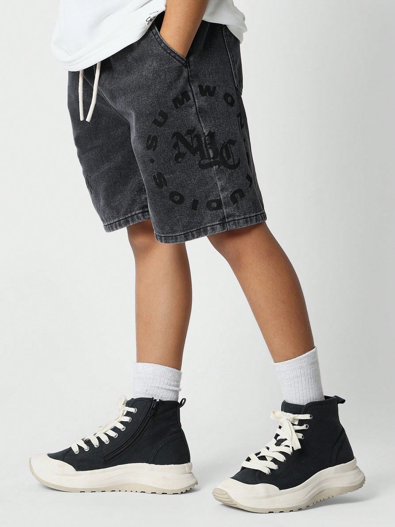 Tween Girls Pull On Drop Crotch Washed Denim Short With Graphic Print