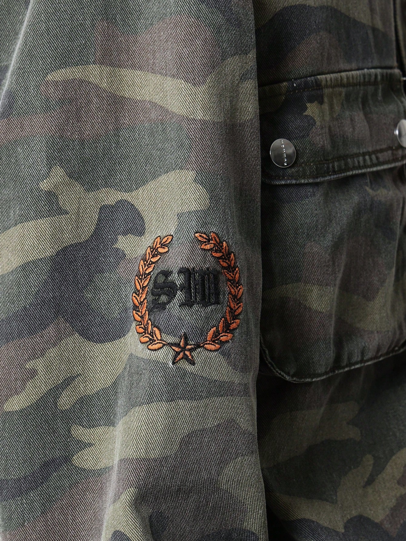 Washed Camo Denim Hooded Jacket With Embroidery