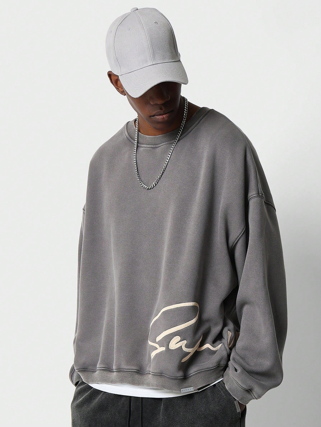 Oversized Fit Crew Neck Sweatshirt With Side Embroidery