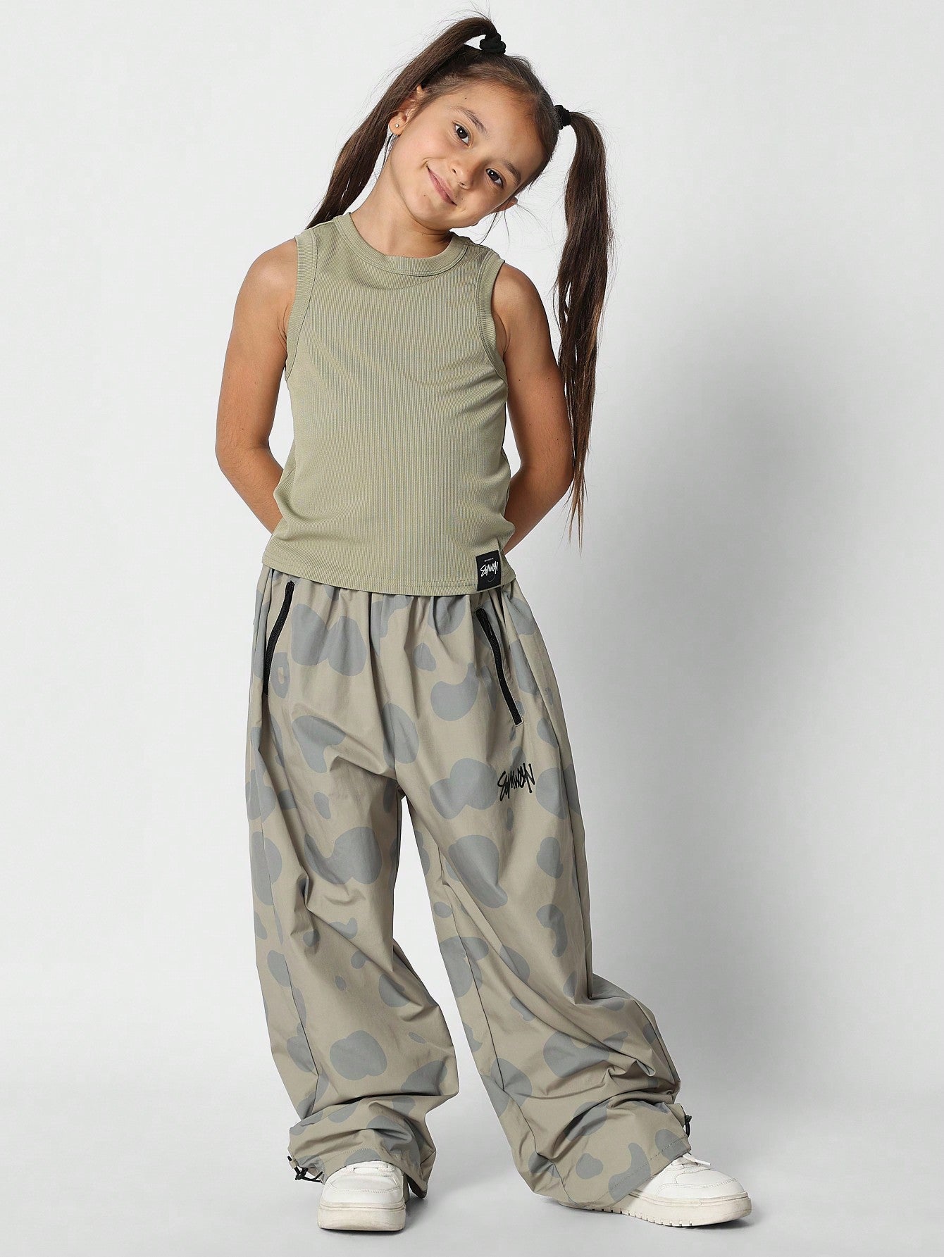 Tween Girls Ribbed Tank With Leopard Print Loose Fit Baggy Parachute Pant 2 Piece Set