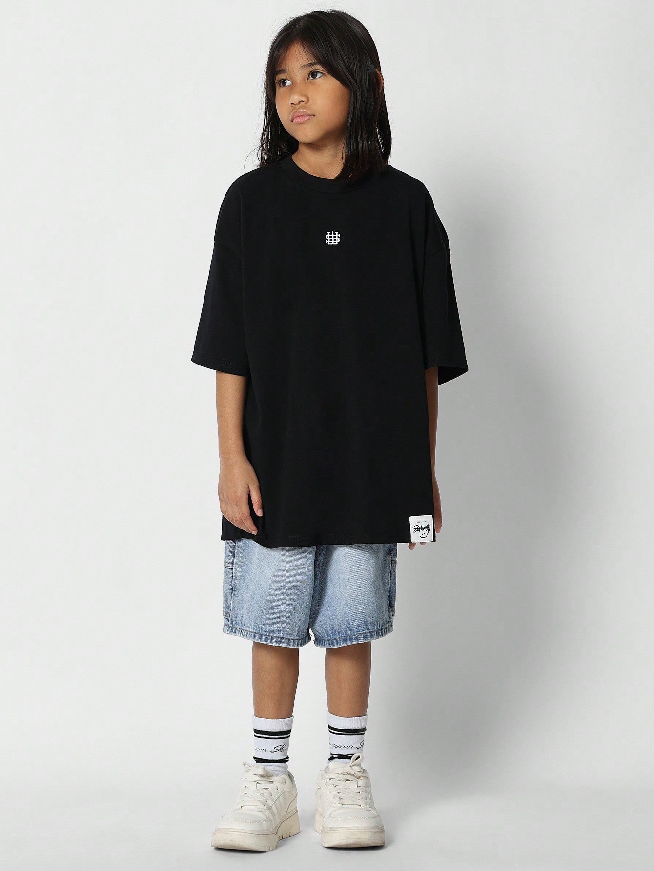 Tween Girls Oversized Fit Tee With Back Print