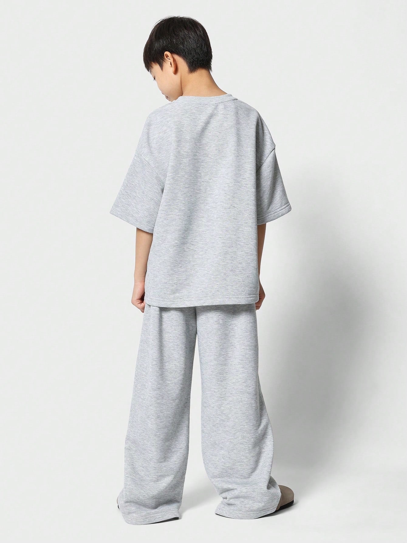 Tween Boys Oversized Elbow Sleeve Tee And Straight Fit Jogger With Embroidery Print 2 Piece Set