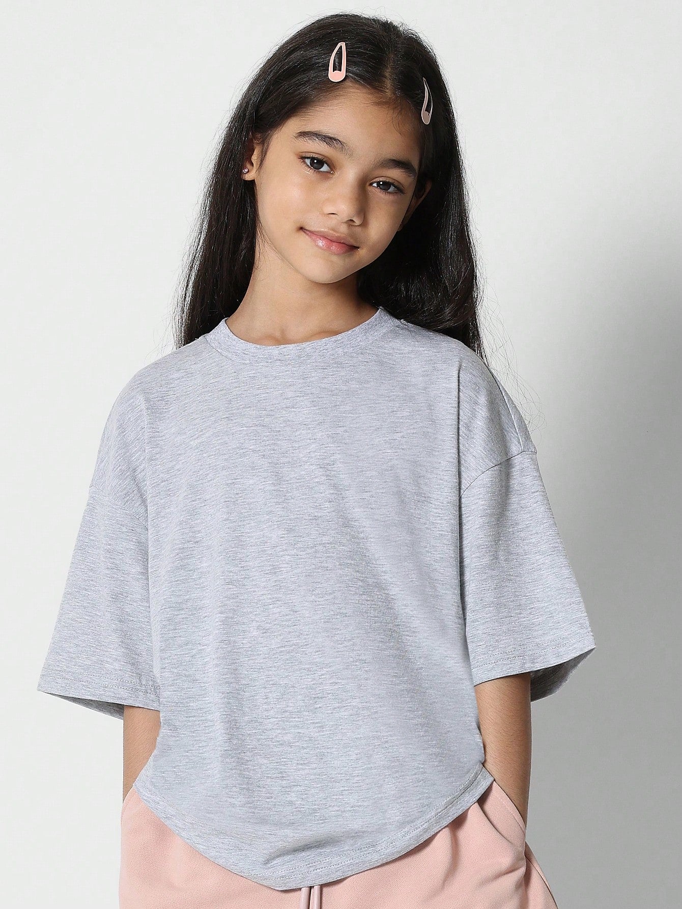 Tween Girl Regular Fit Essential Tee