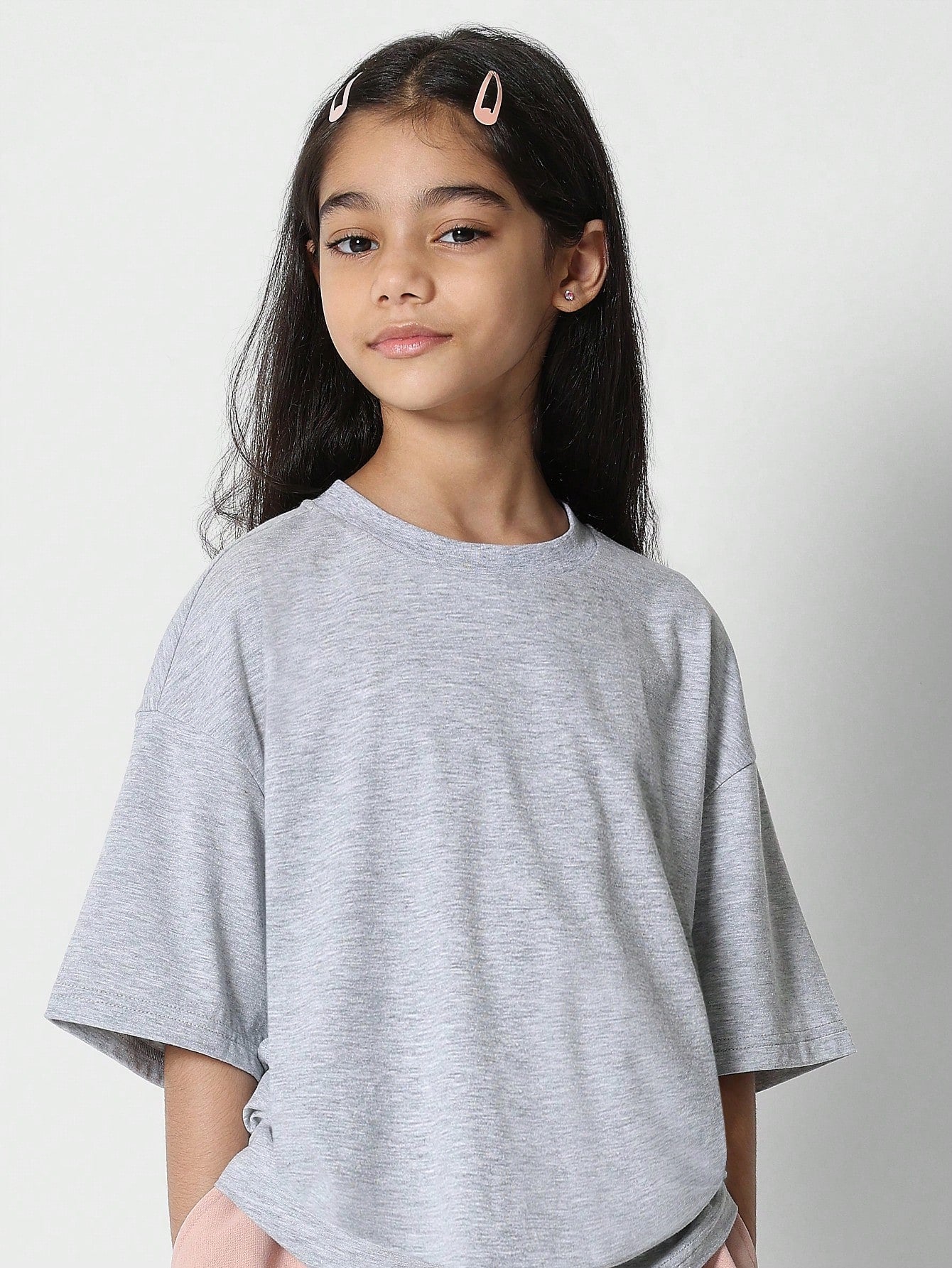 Tween Girl Regular Fit Essential Tee