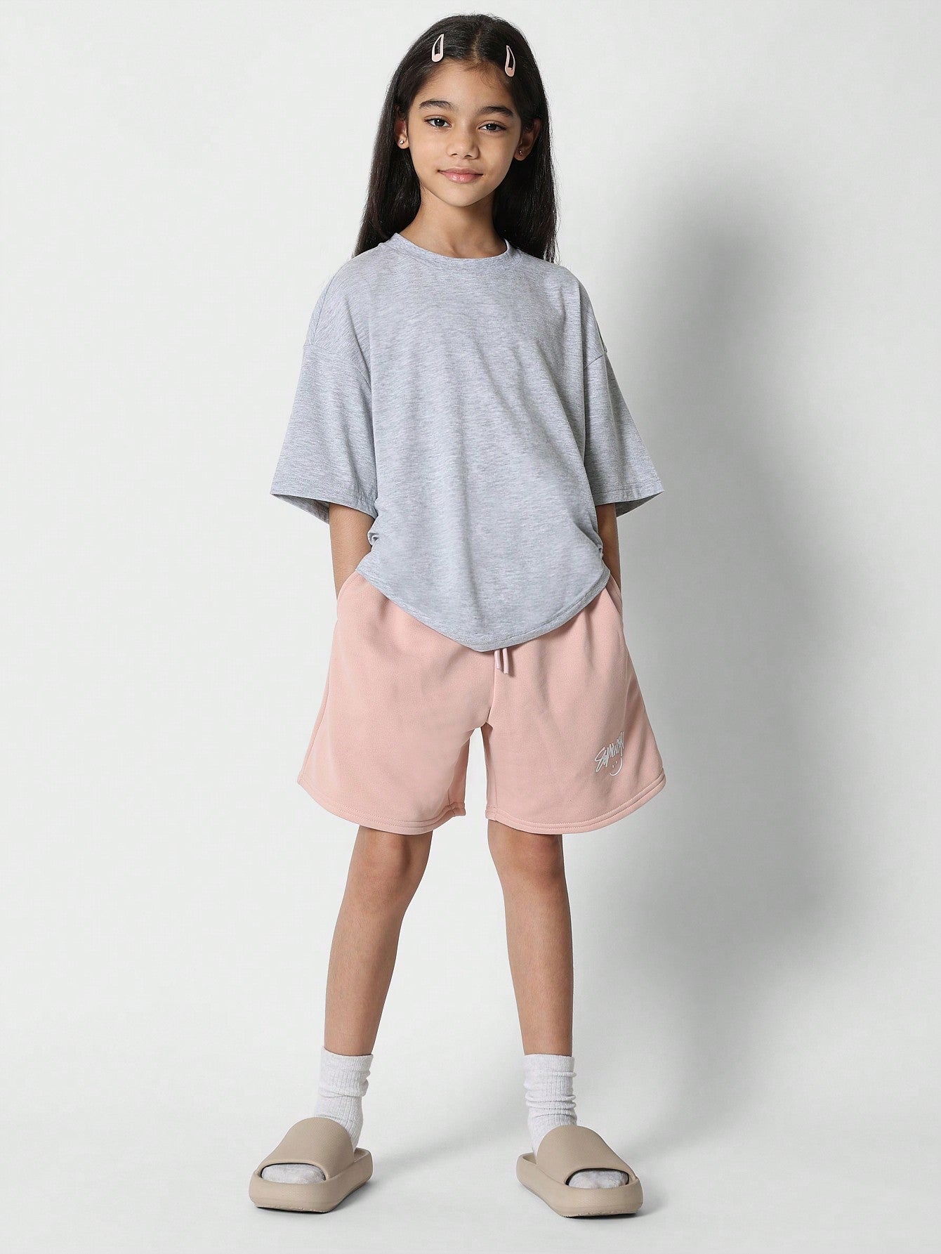 Tween Girl Regular Fit Essential Tee