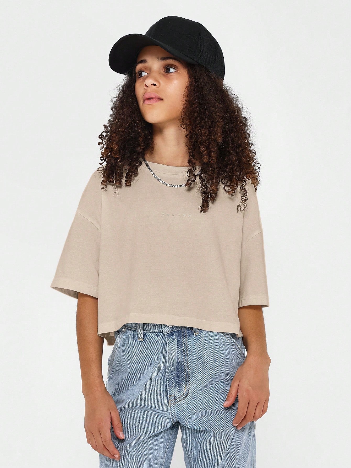 Tween Girl Crop Fit Tee With Letter Graphic Patched