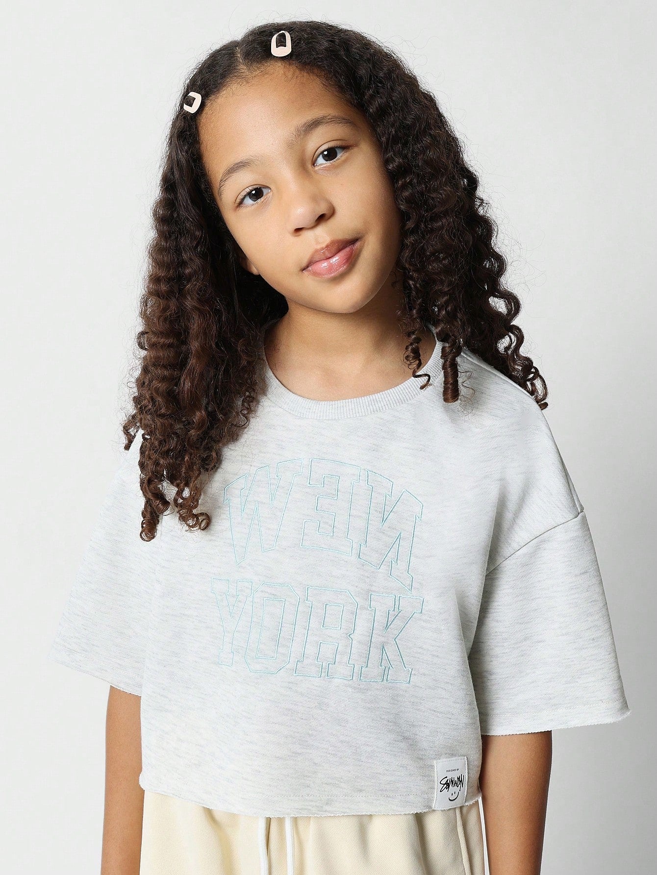 Tween Girls Crop Fit Tee With Front Embroidery Print