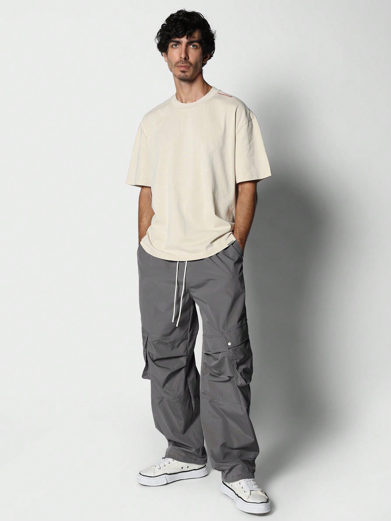 Loose Fit Cargo Pocket Parachute Pant