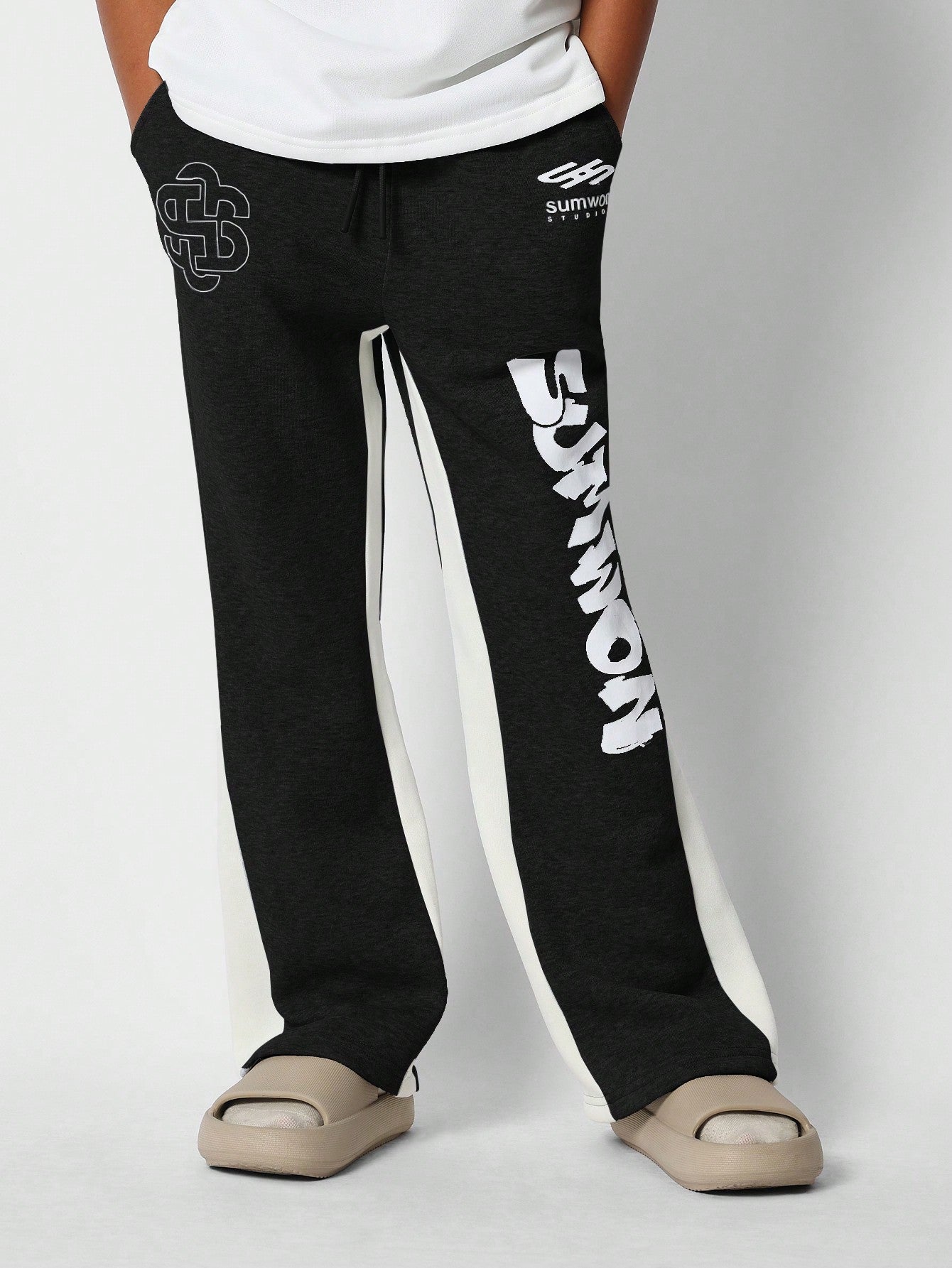 Tween Girl Flared Fit Colour Block Jogger With Print