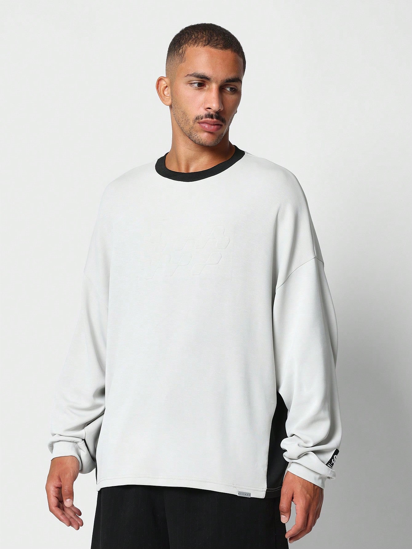 Oversized Fit Sweatshirt With Contrast Crew Neck