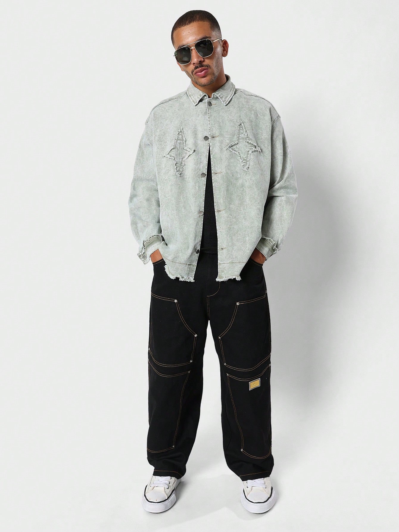 Oversized Fit Washed Raw Edge Hem Shirt With Applique