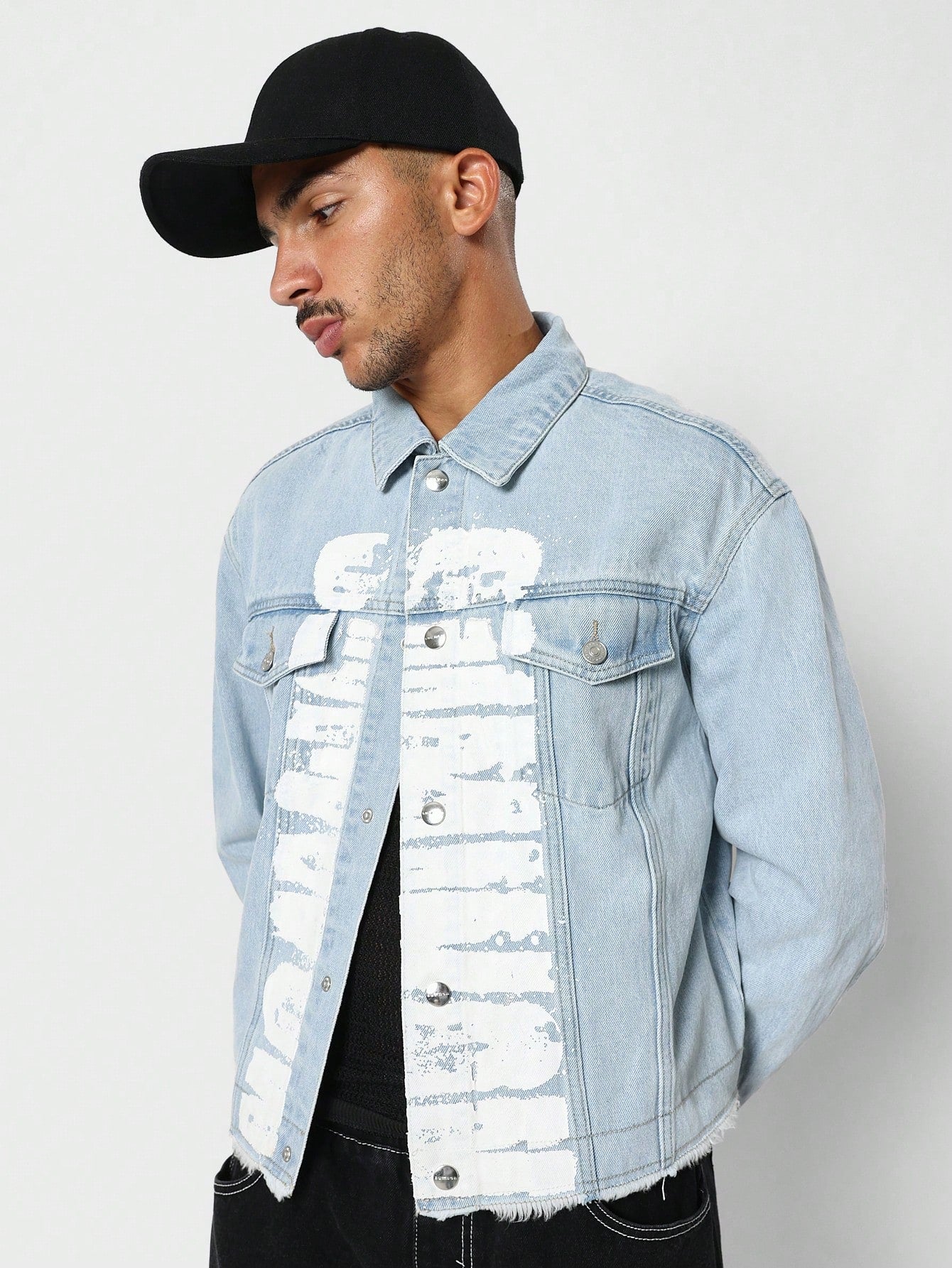 Washed Cropped Raw Edge Hem Denim Jacket With Graffiti Graphic Print & Patches Label