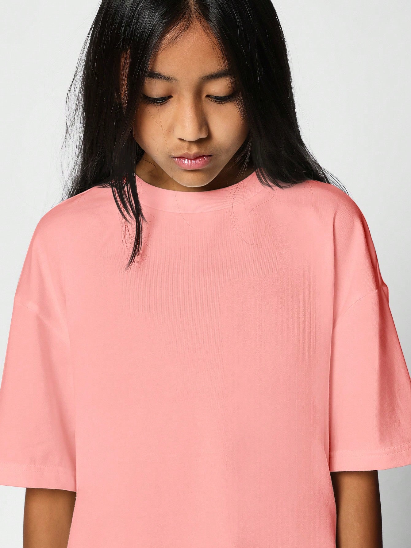 Tween Girl Regular Fit Essential Tee