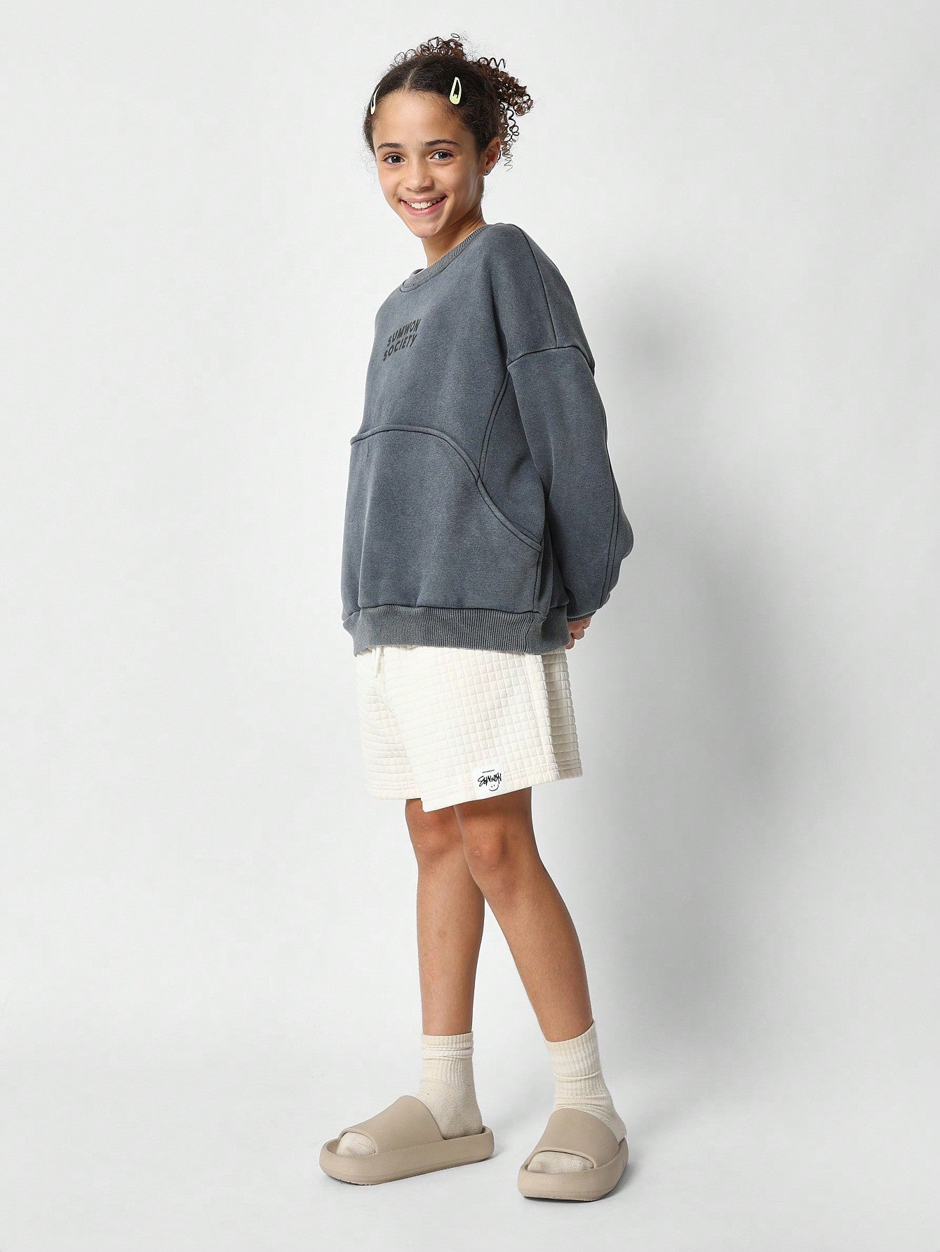 Tween Girls Washed Crew Seamed Sweatshirt With Graphic Print