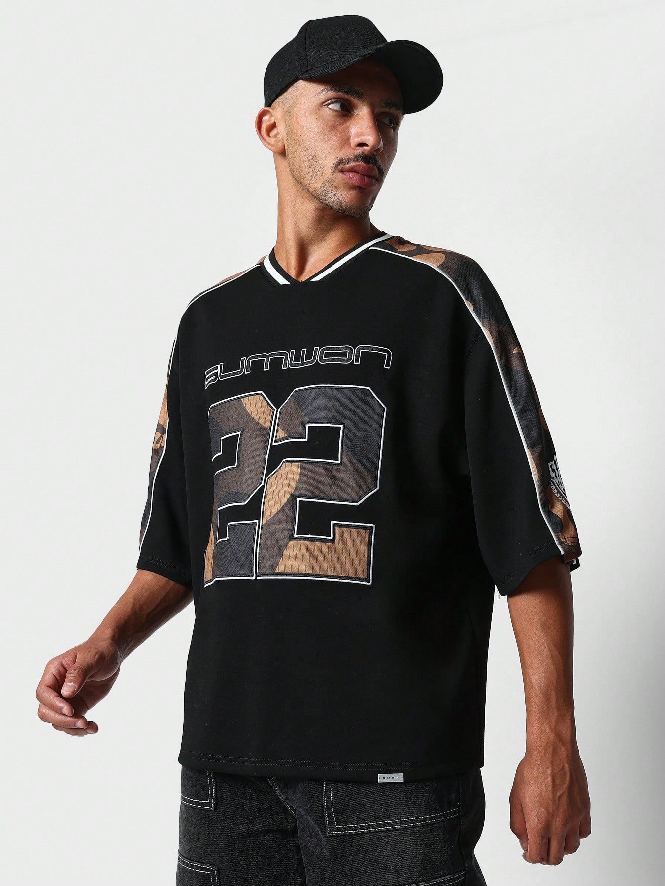 Oversized Fit Hockey Tee With Camo Shoulder Panel & Number Print