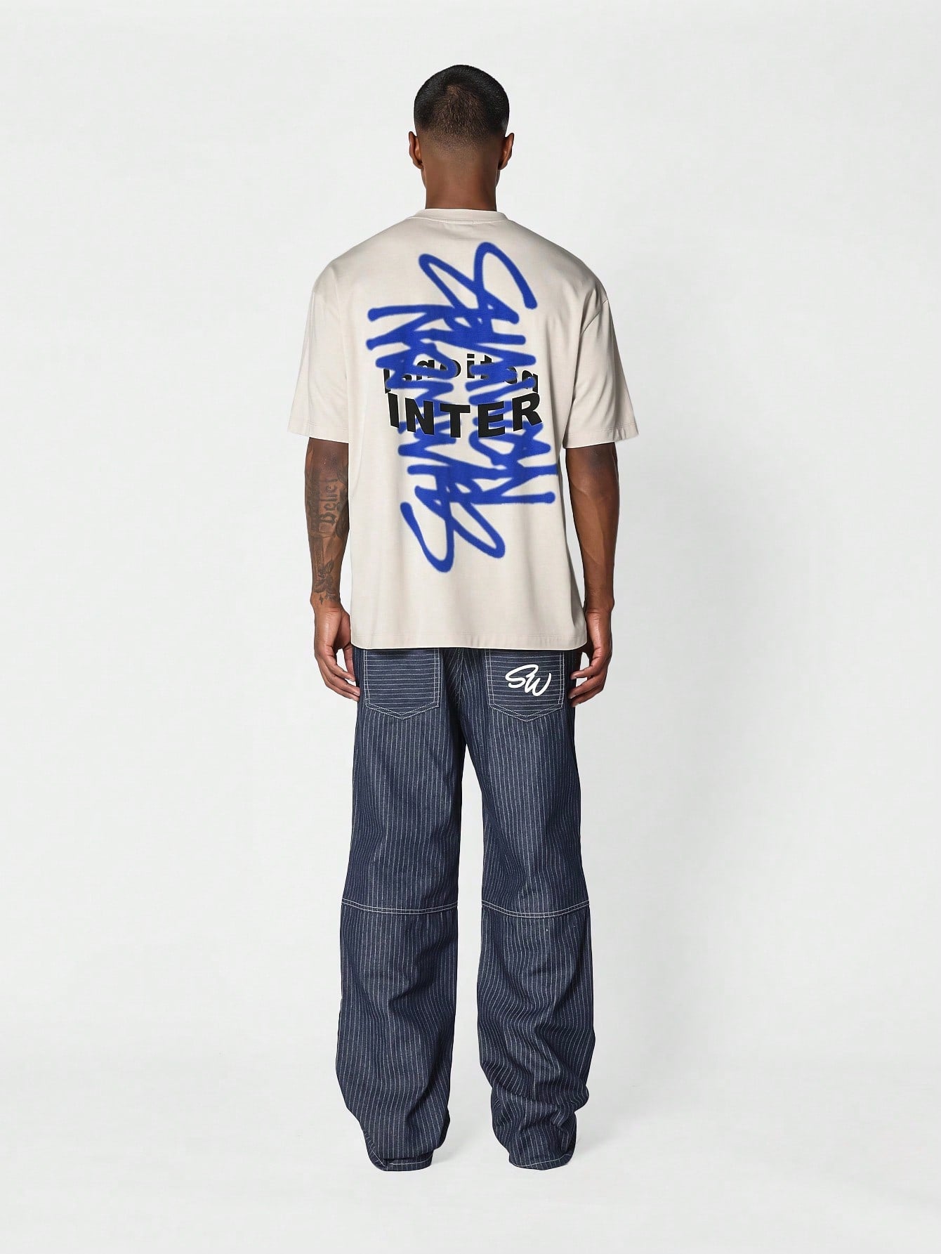 Tee With Graffiti Graphic Print For Daily Wear