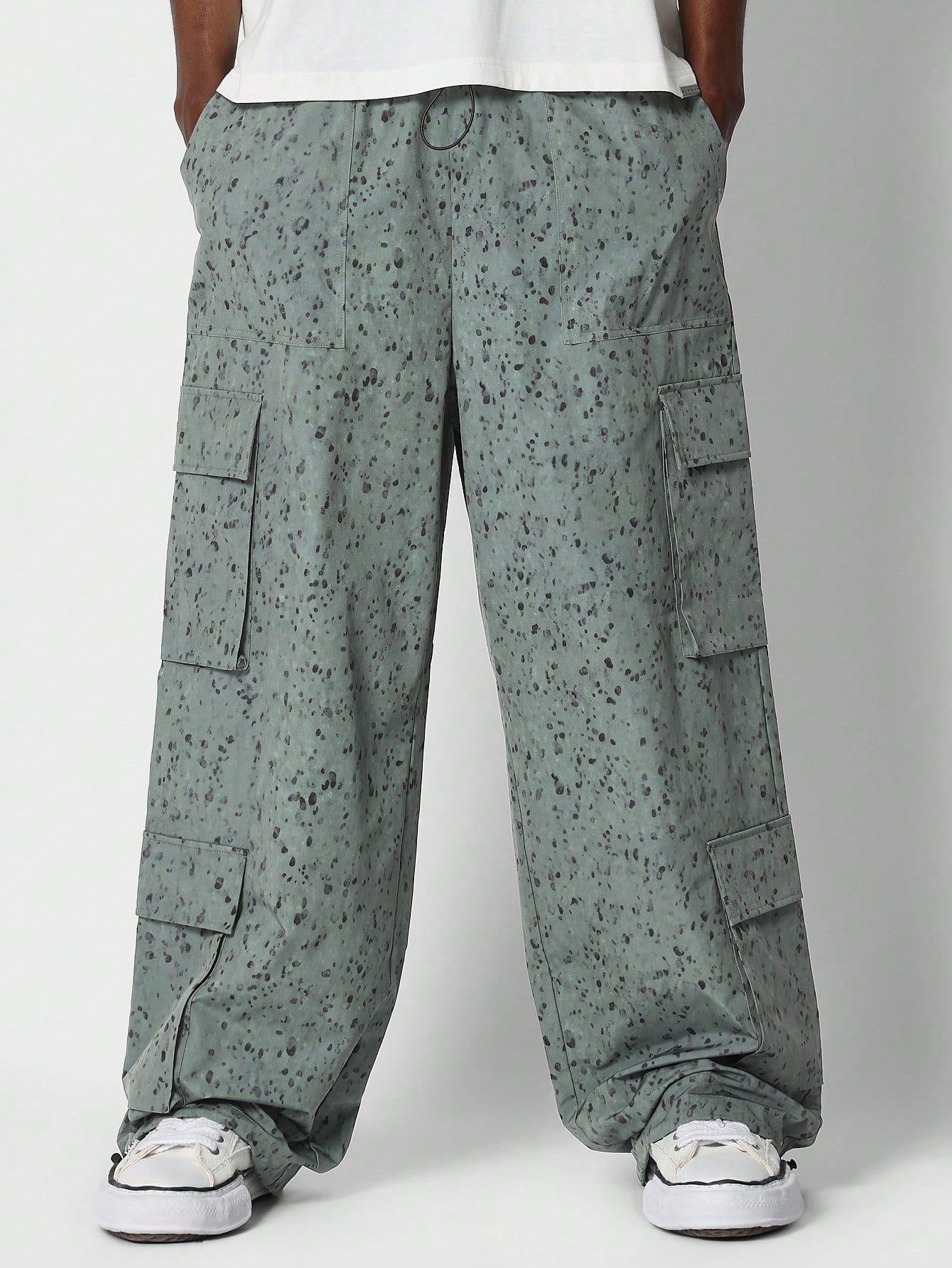 Loose Fit Parachute Pant With All Over Print