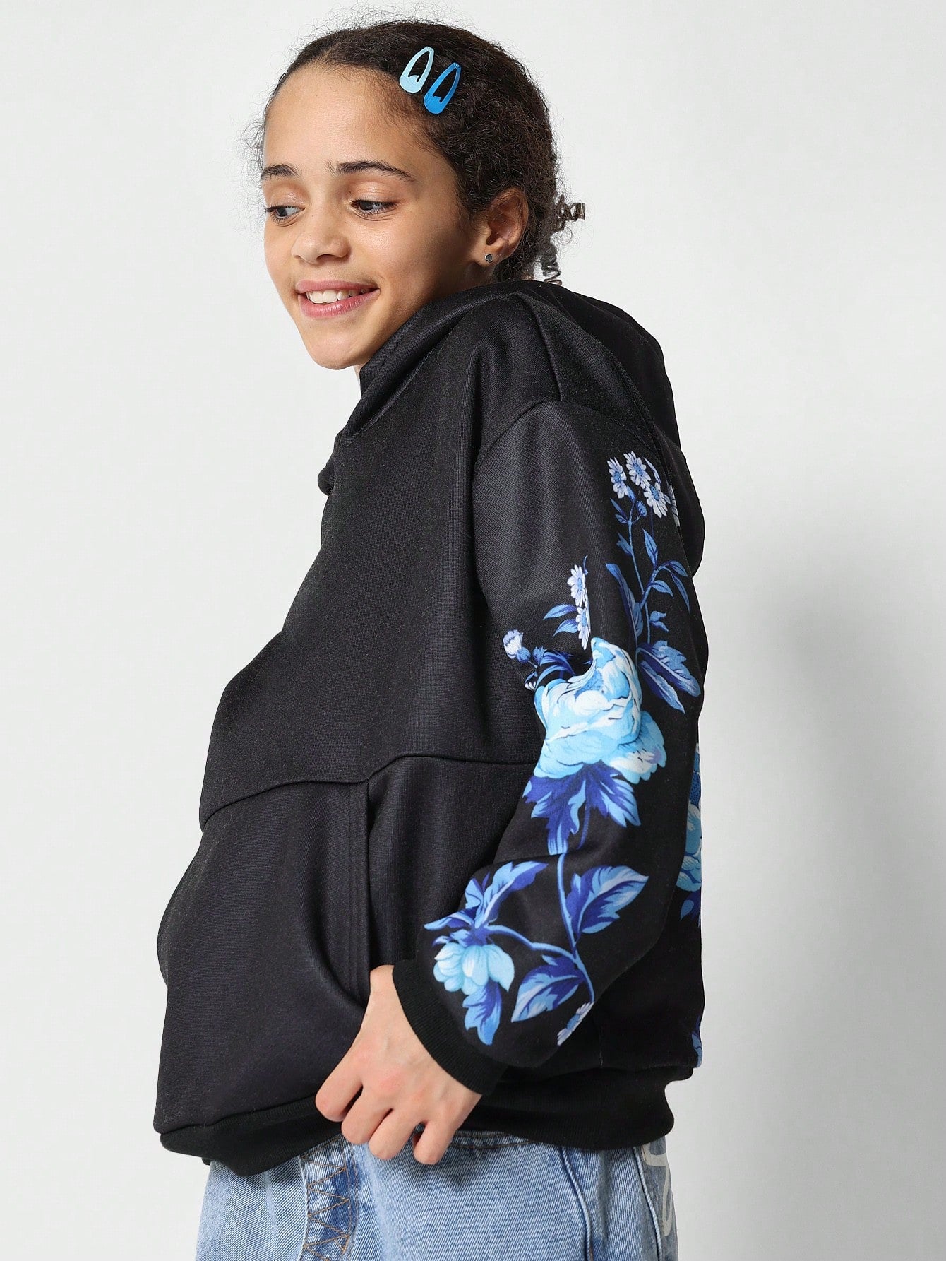 Tween Girls Overhead Hoodie With All Over Floral Print