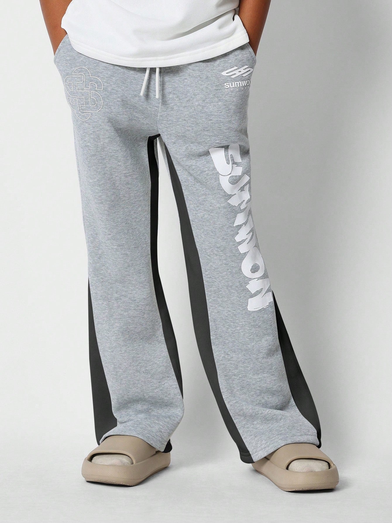 Tween Girl Flared Fit Colour Block Jogger With Print