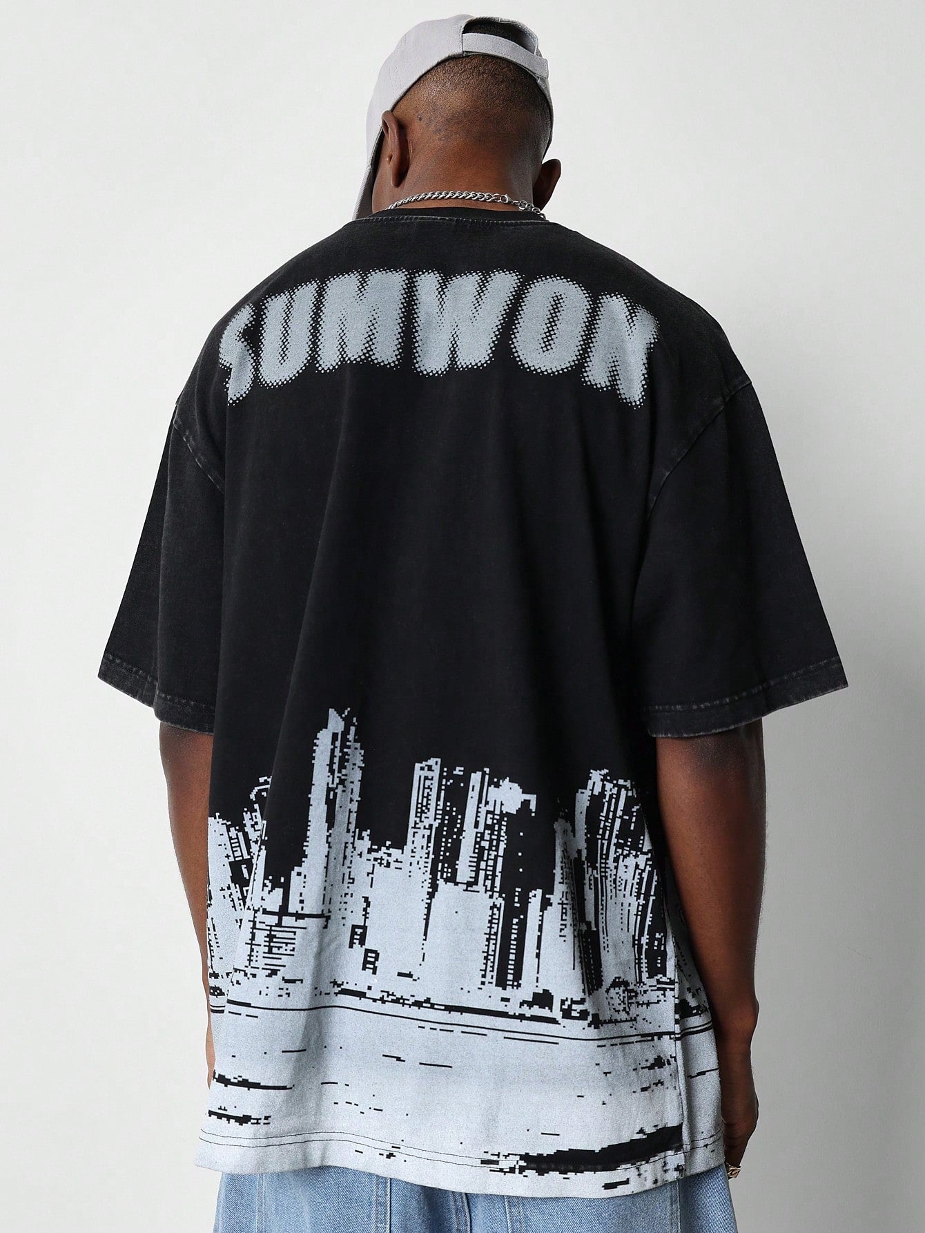 Regular Fit Short Sleeve Washed Tee With Skyline Print