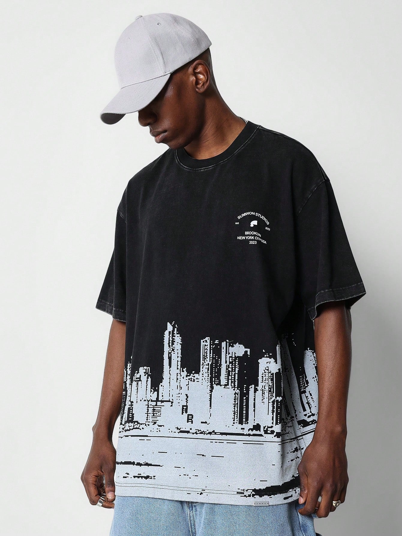 Regular Fit Short Sleeve Washed Tee With Skyline Print