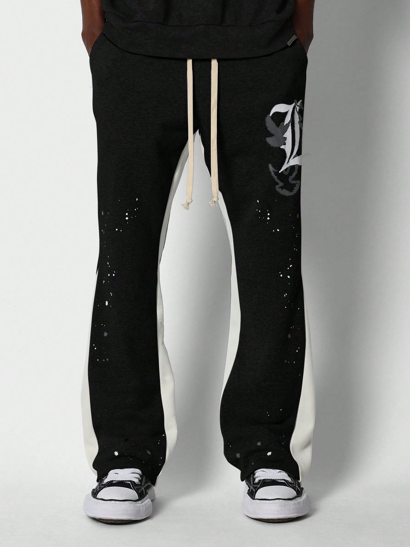 Flare Fit Colour Blocked Jogger Pant With Front LA Graphic