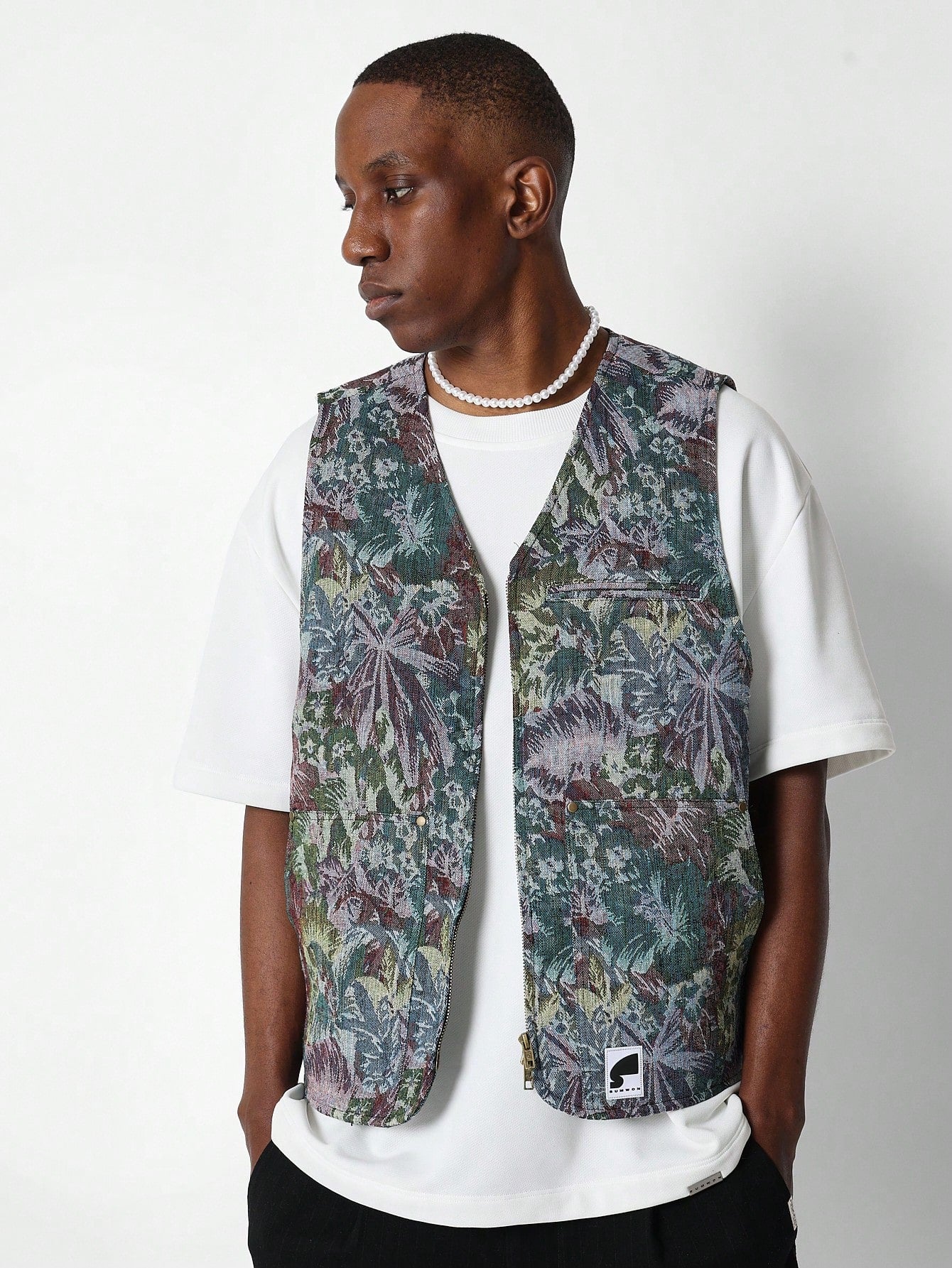 Tapestry Gilet With Back Embroidery