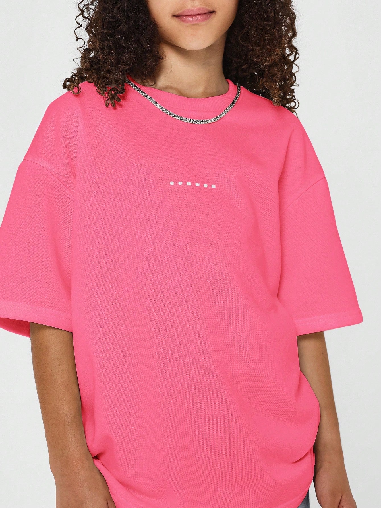 Tween Girl Oversized Fit Essential Tee