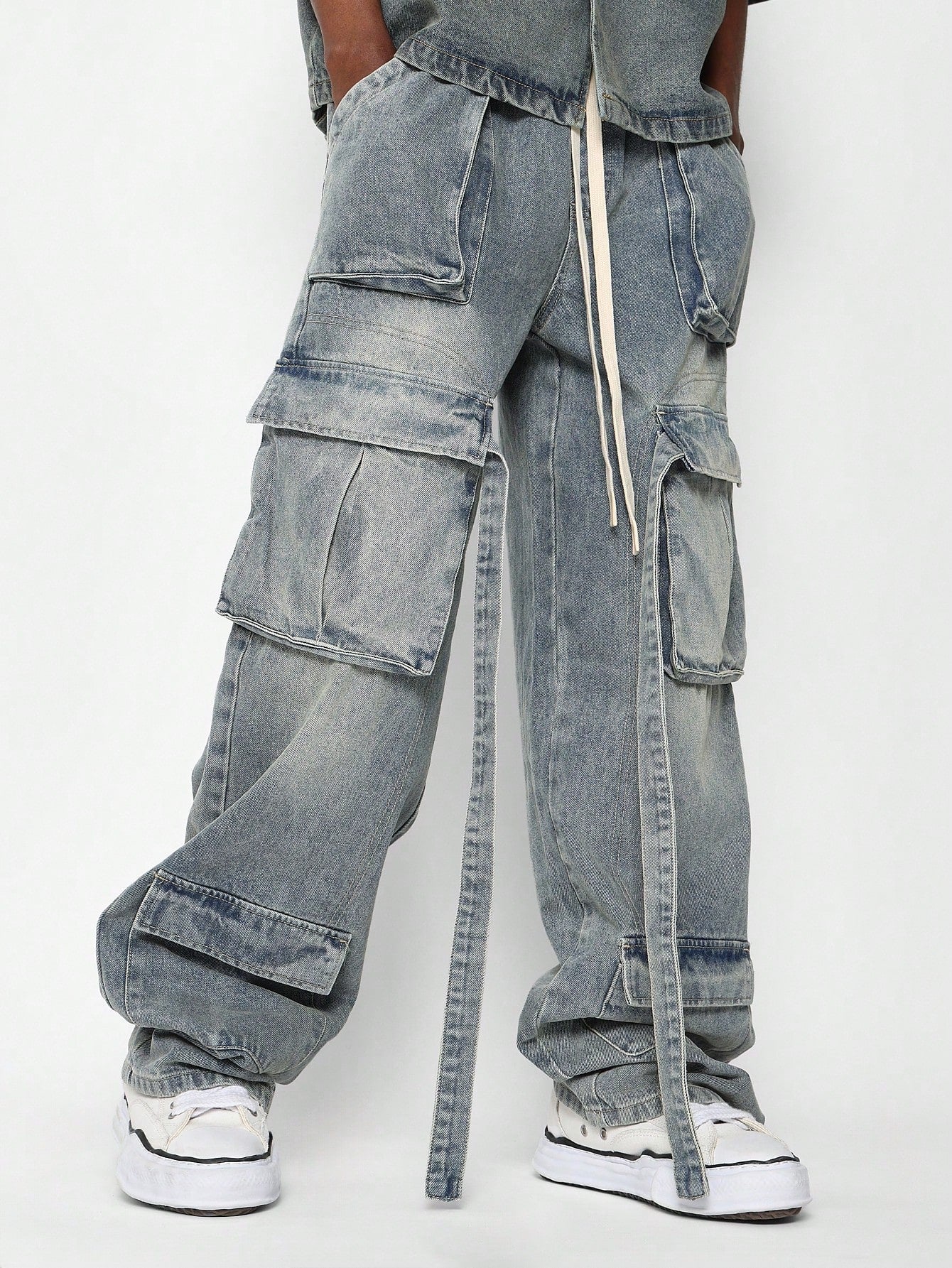 Washed Faded Baggy Fit Pull On Multi Pocket Cargo Jean