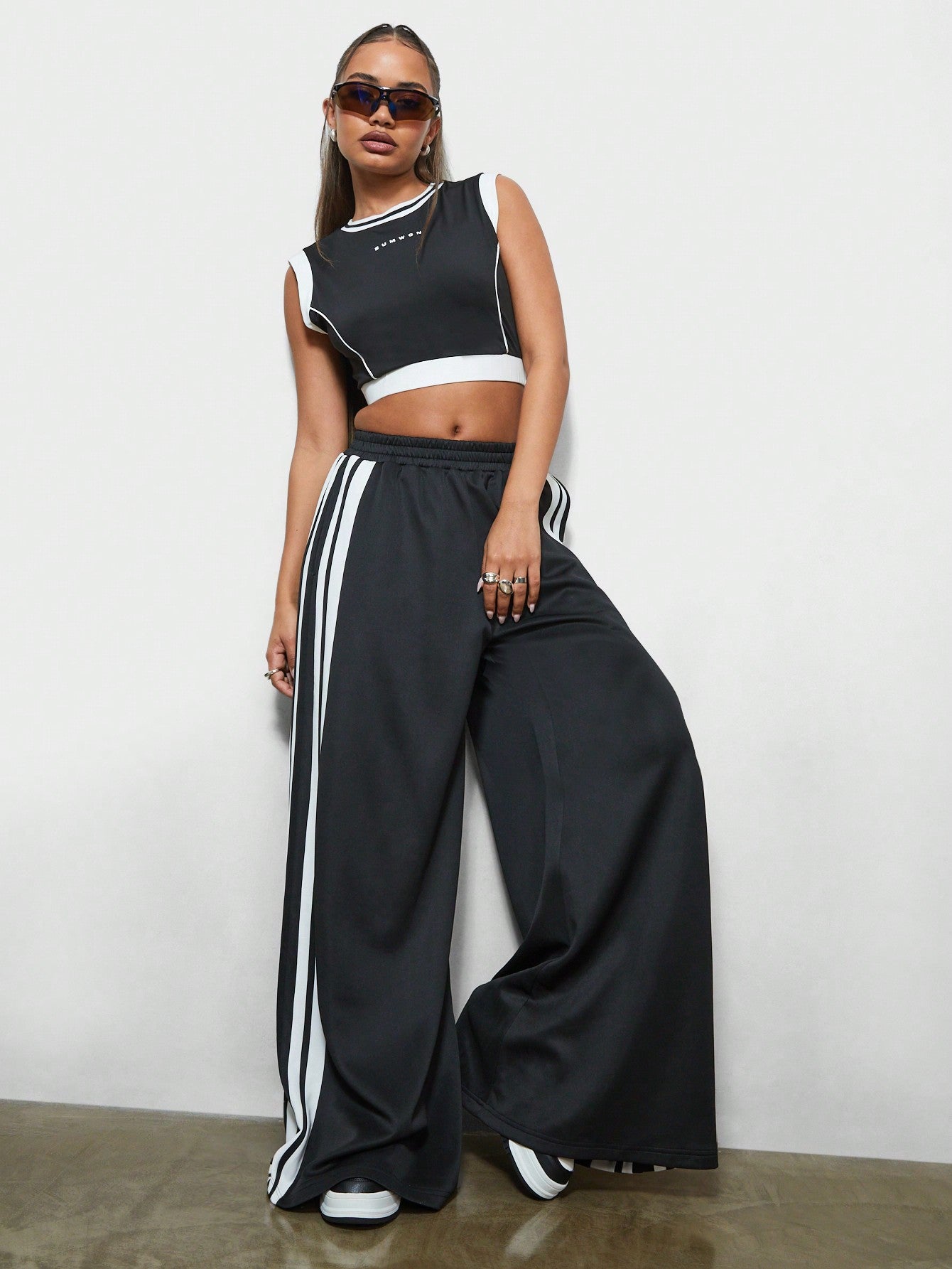 SUMWON X WOMEN Wide Leg Jogger With Side Stripe