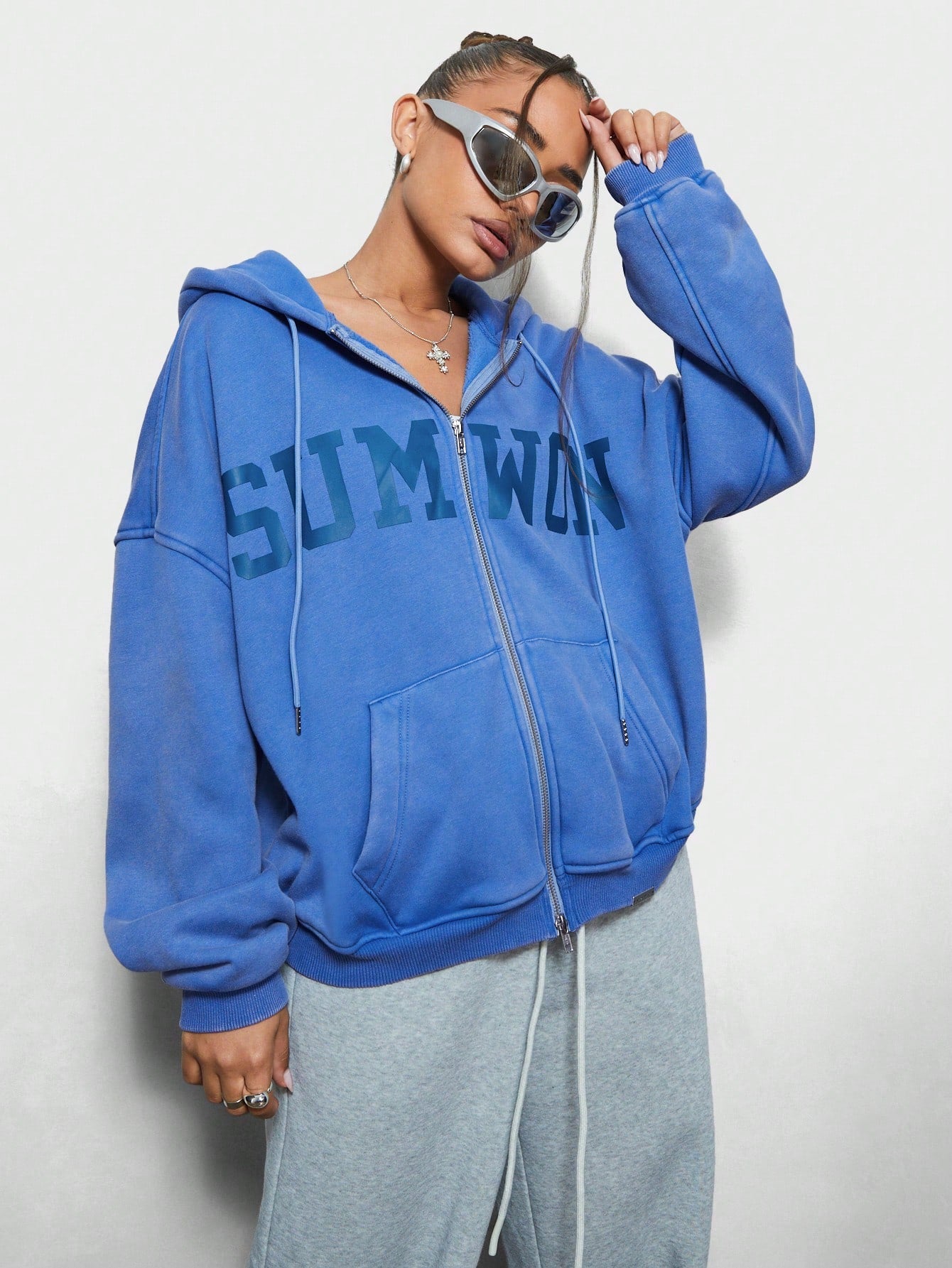 SUMWON WOMEN Oversized Fit Zip Through Sweatshirt With Front Graphic Print