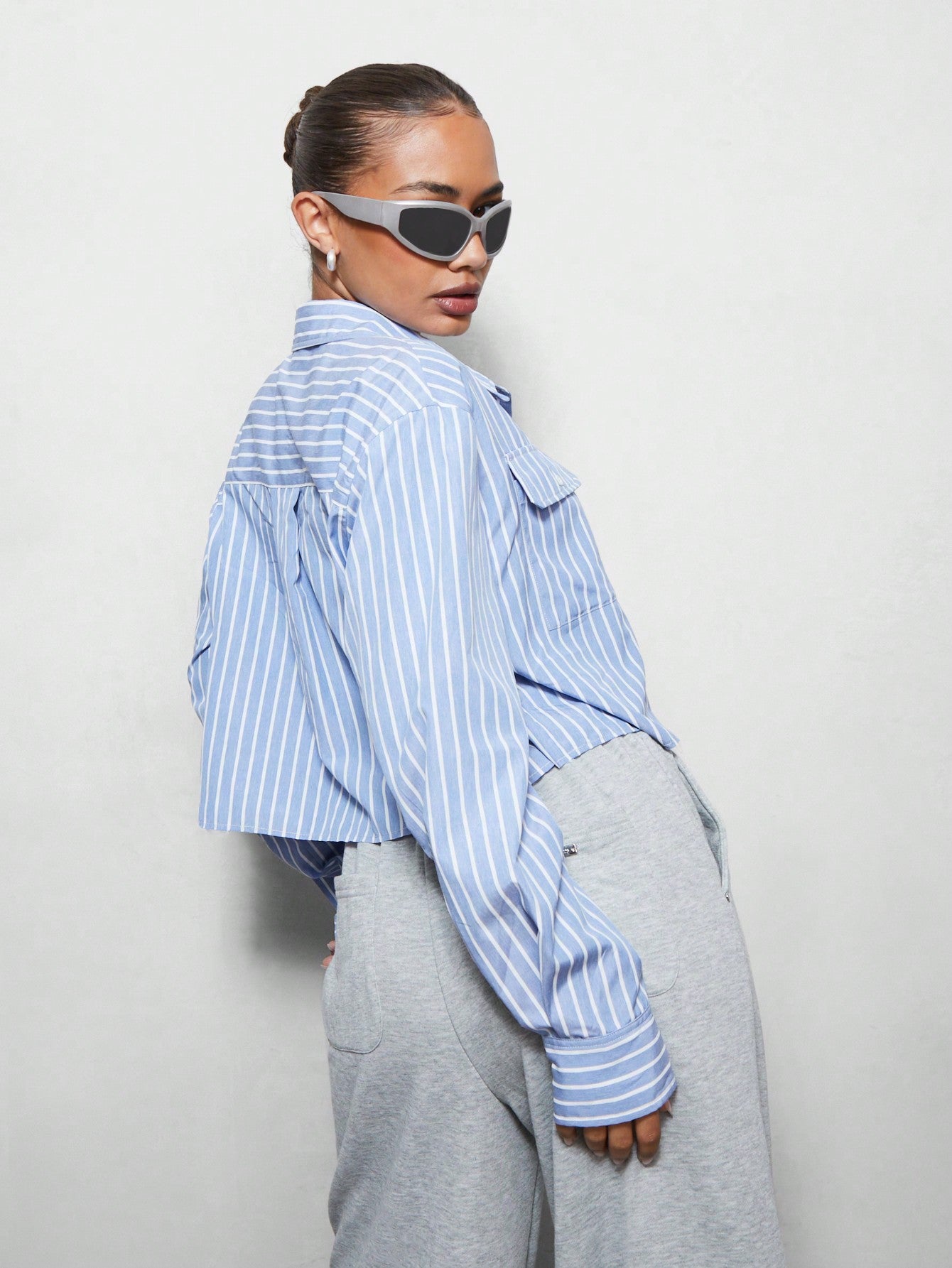 SUMWON WOMEN Crop Fit Drop Shoulder Pinstripe Shirt