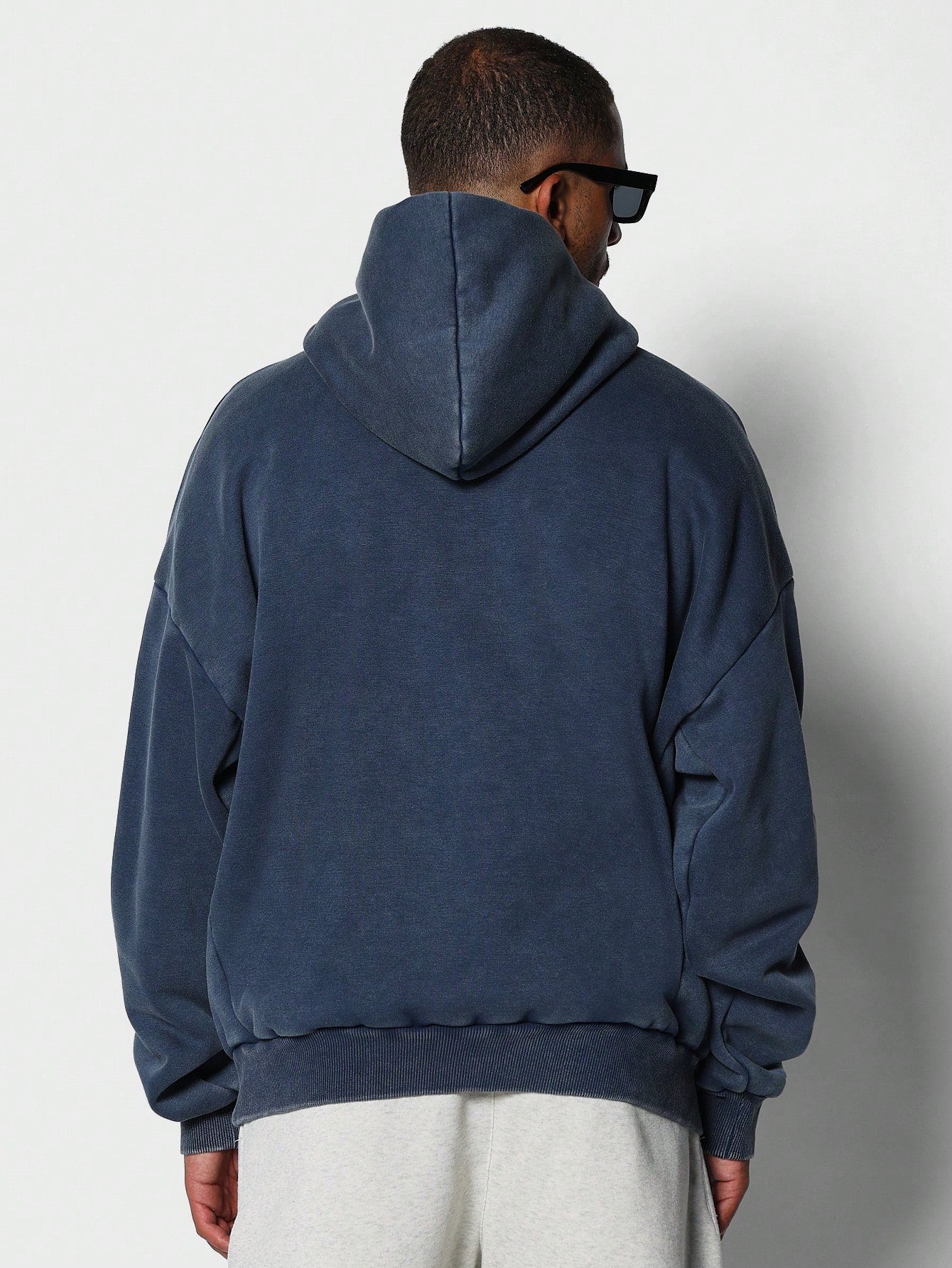 Regular Fit Overhead Washed Super Premium Heavyweight Essential Hoodie