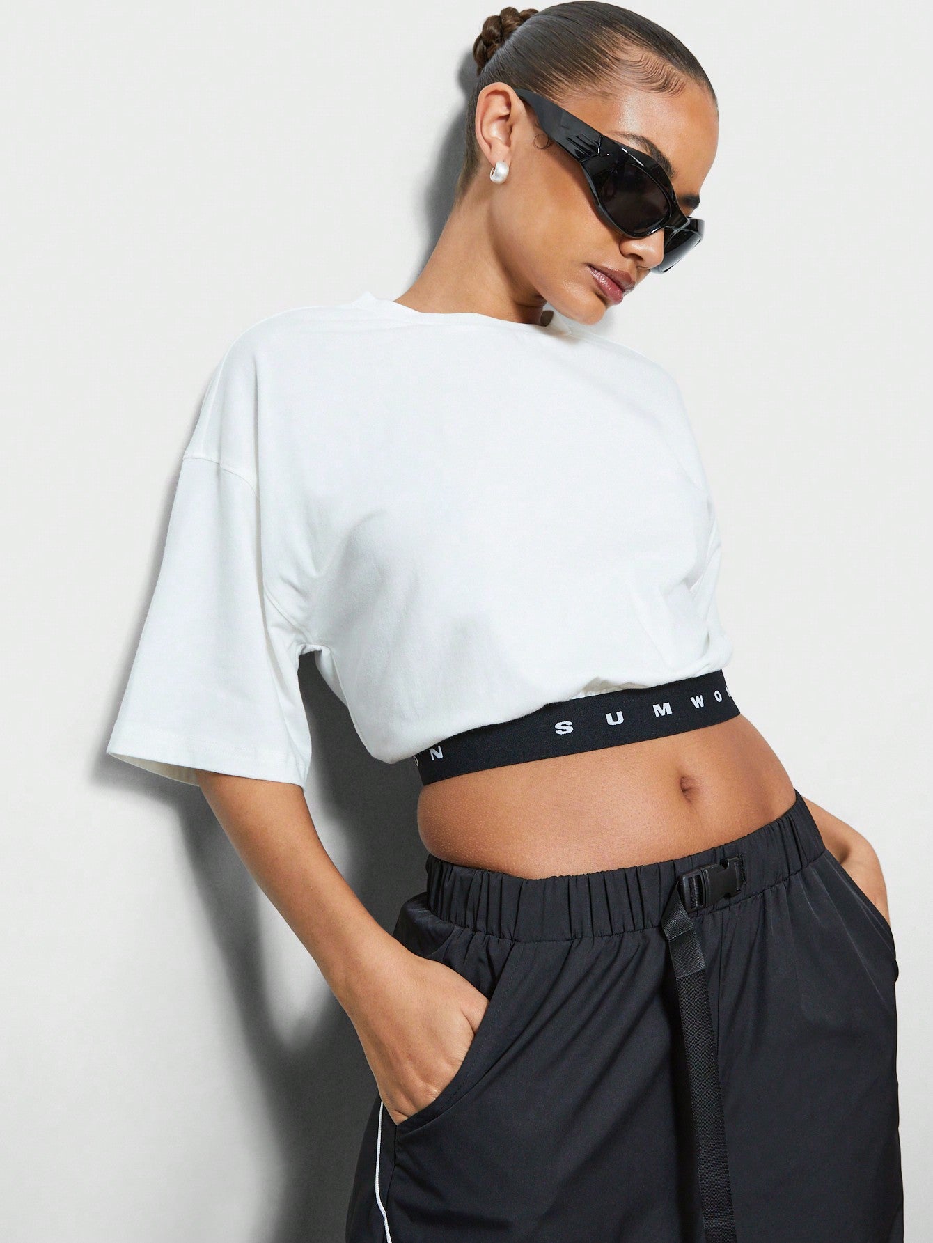 SUMWON WOMEN Branded Crop Tee With Elastic Band