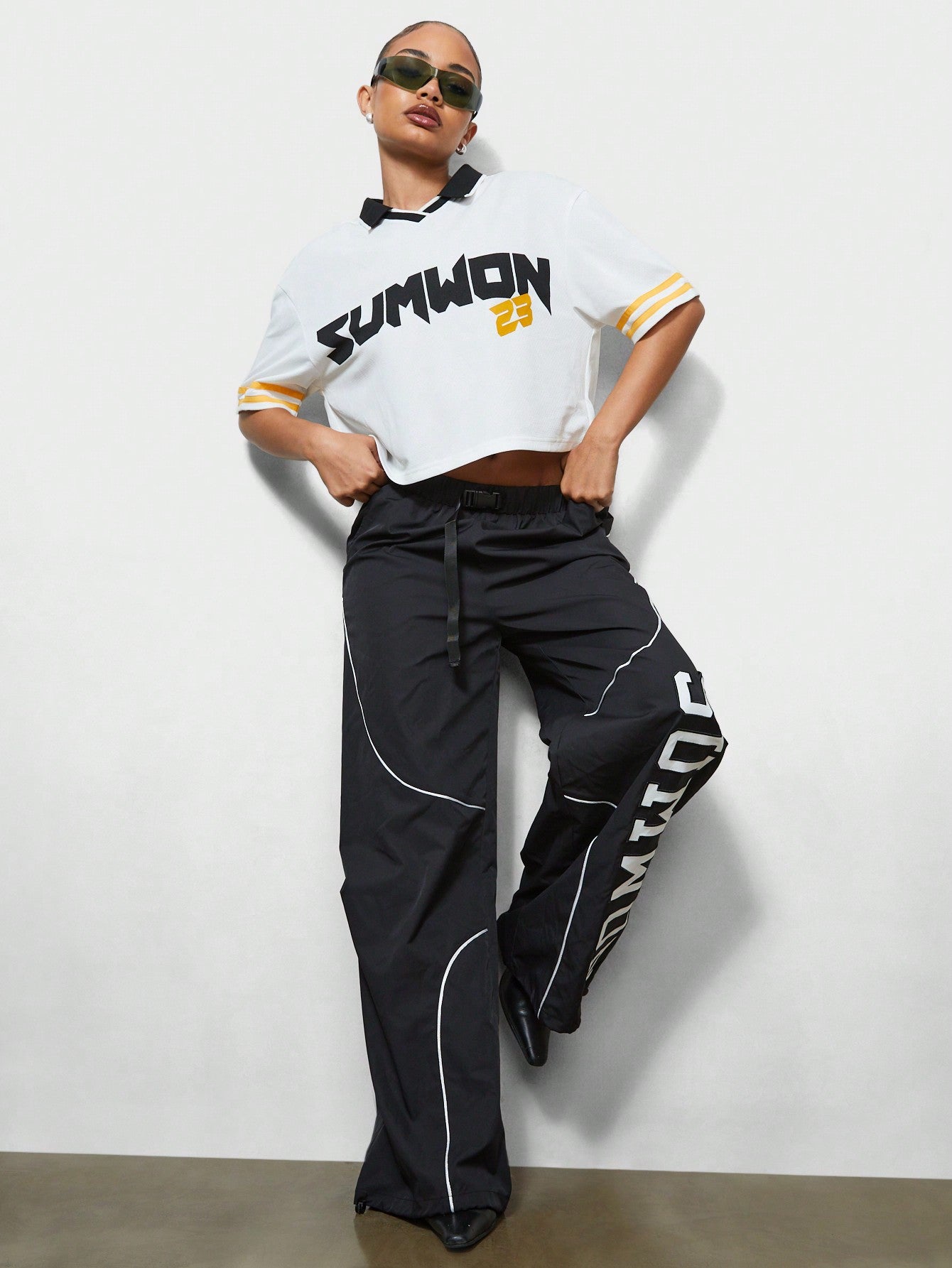 SUMWON WOMEN Branded Crop Tee With Elastic Band