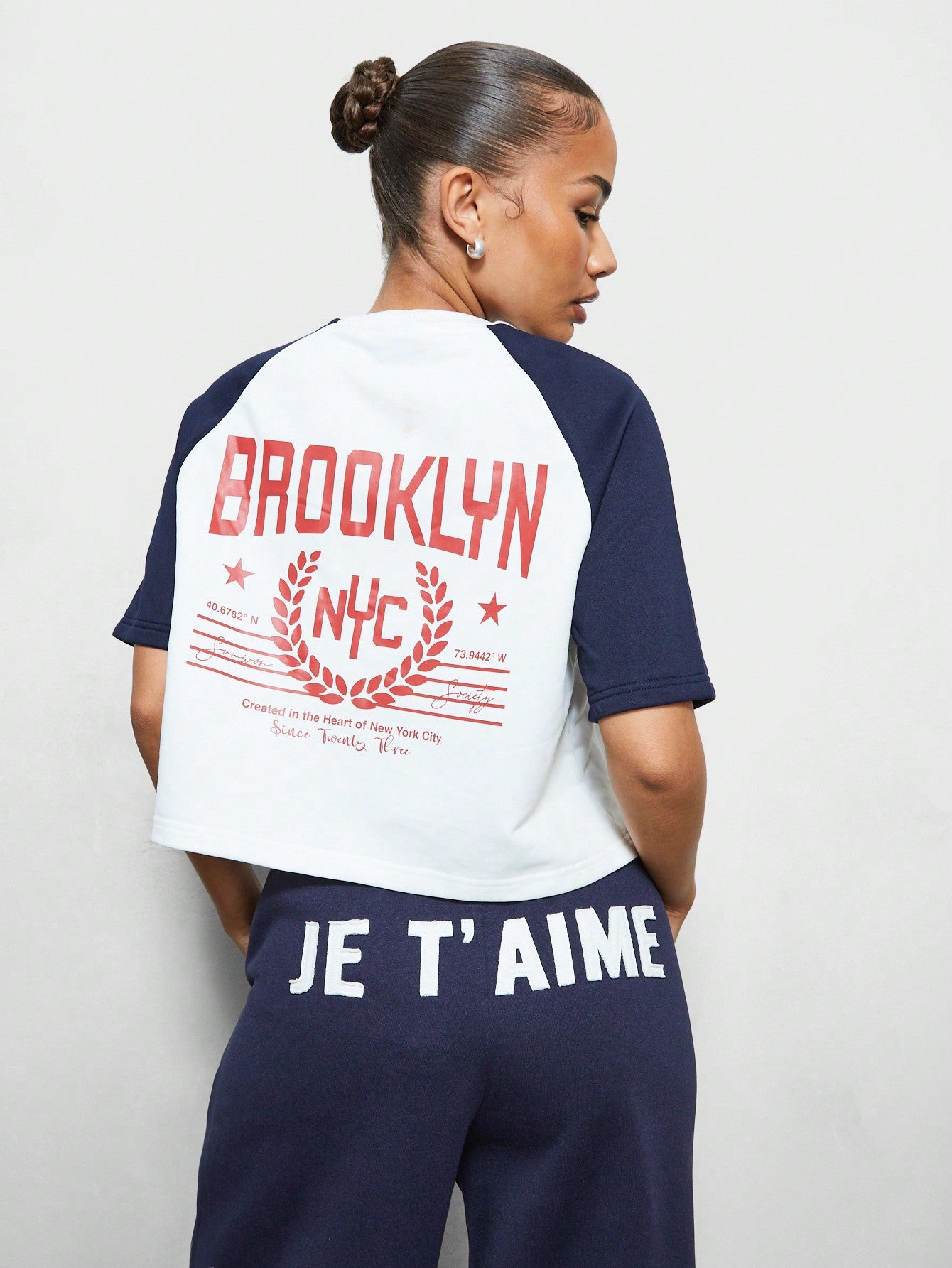 SUMWON WOMEN Raglan Boxy Fit Tee With Brooklyn NYC Graphic Print