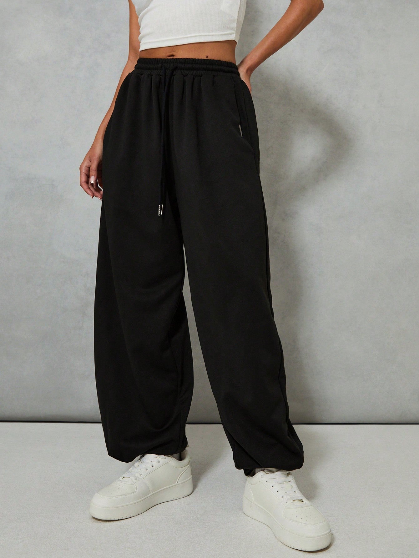 SUMWON WOMEN Loose Baggy Sweatpants With Draw Cords