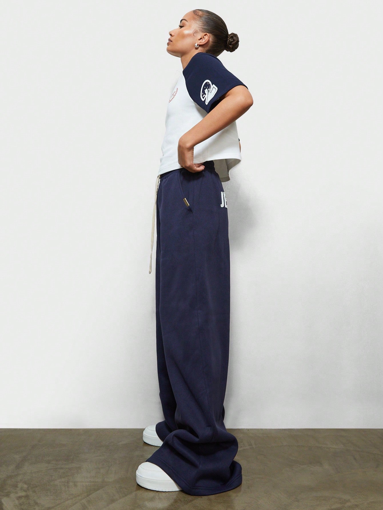 SUMWON WOMEN Pull On Wide Leg Sweatpants With Letter Graphic Print