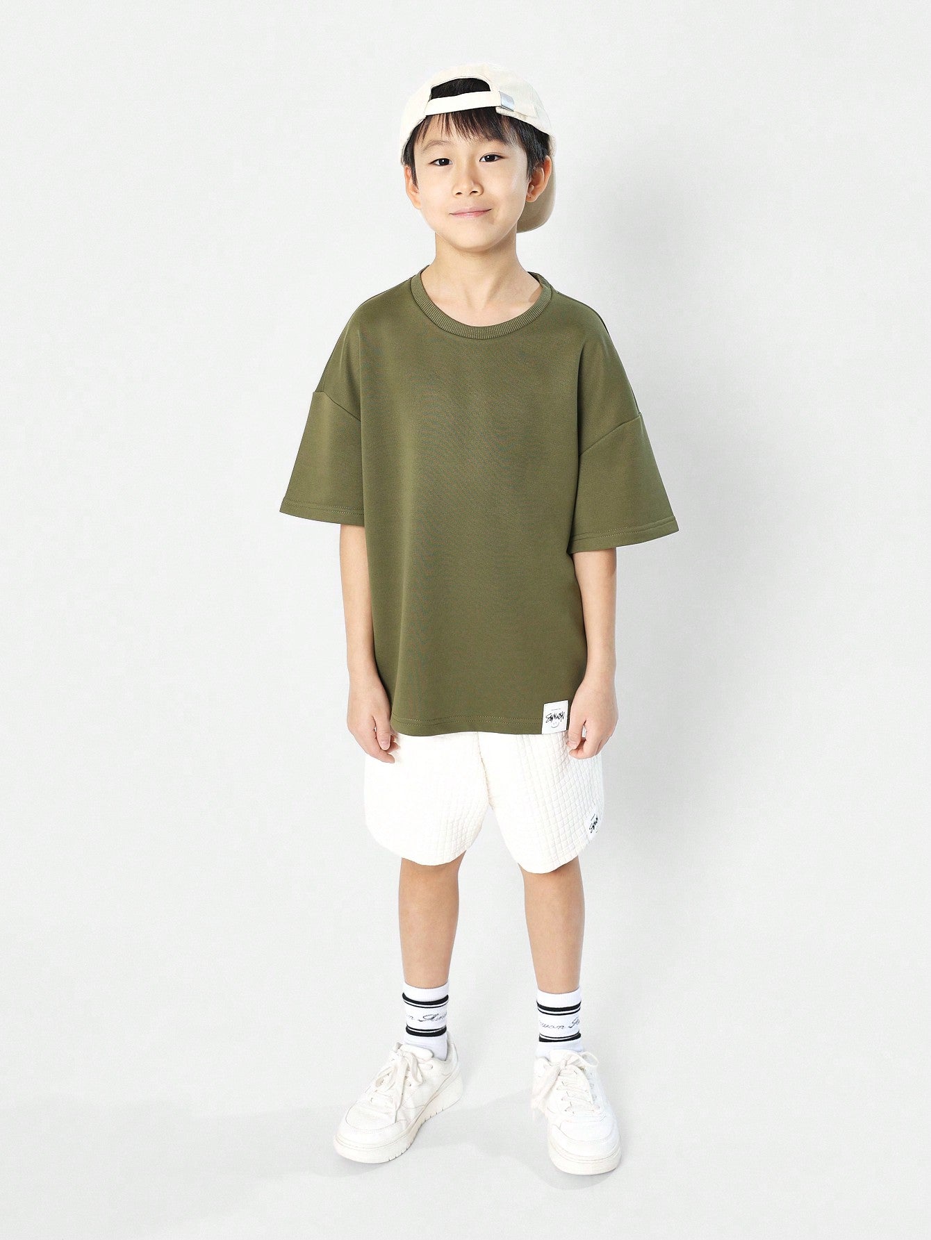 Tween Boys Regular Fit Essential Tee