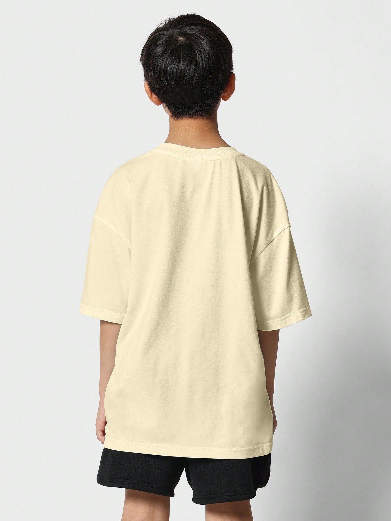 Tween Boys Regular Fit Essential Tee