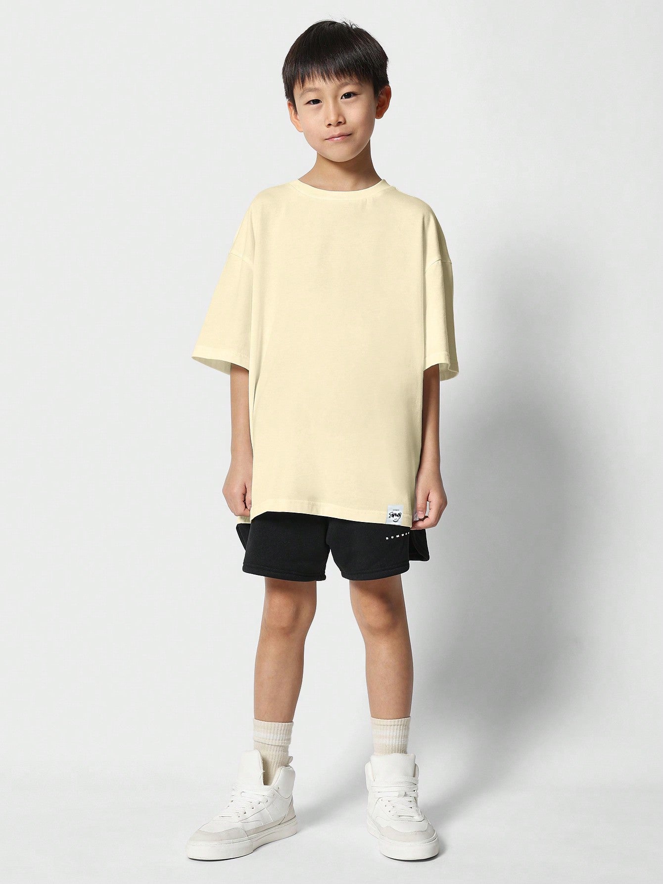 Tween Boys Regular Fit Essential Tee