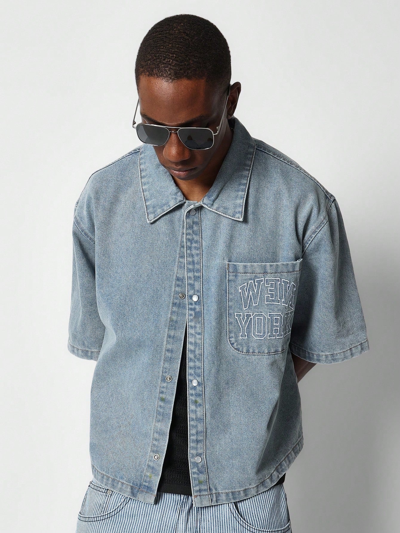 Crop Denim Washed Shirt With Embroidered Print